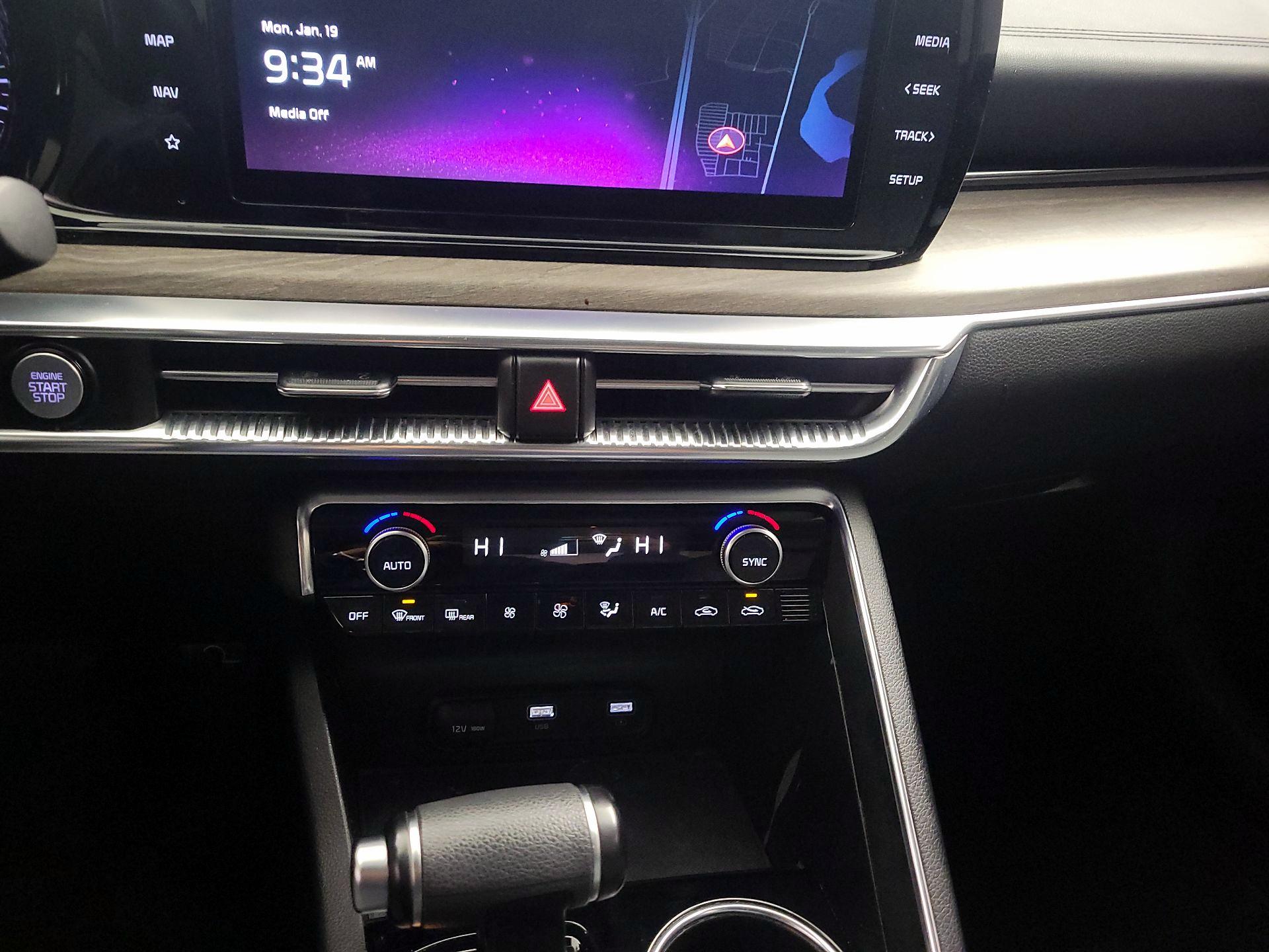 Thumbnail: 2023 Kia K5 - 17