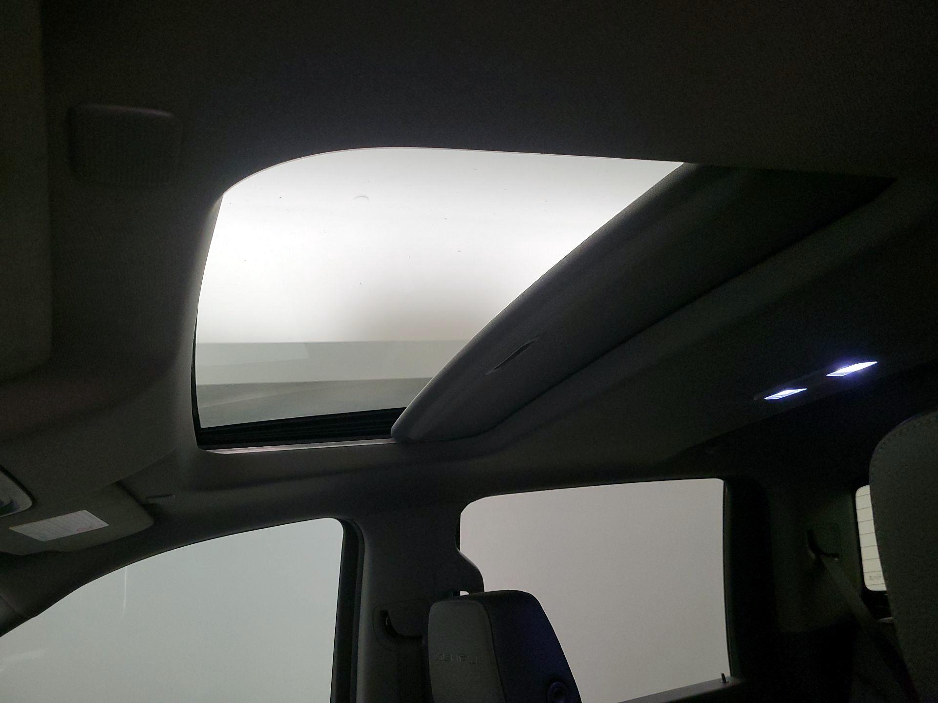 Thumbnail: 2020 GMC Sierra 3500 - 20