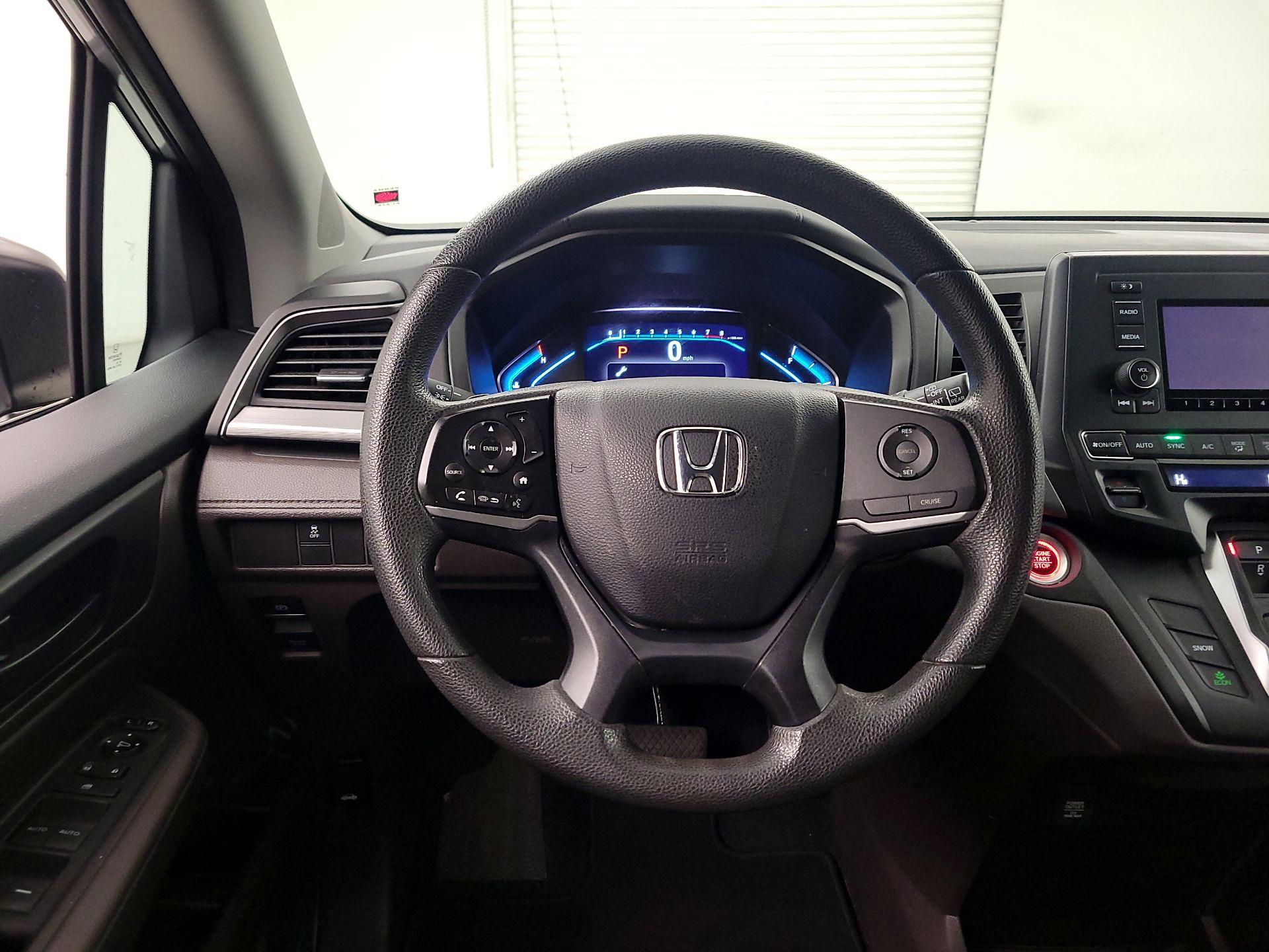 Thumbnail: 2019 Honda Odyssey - 10