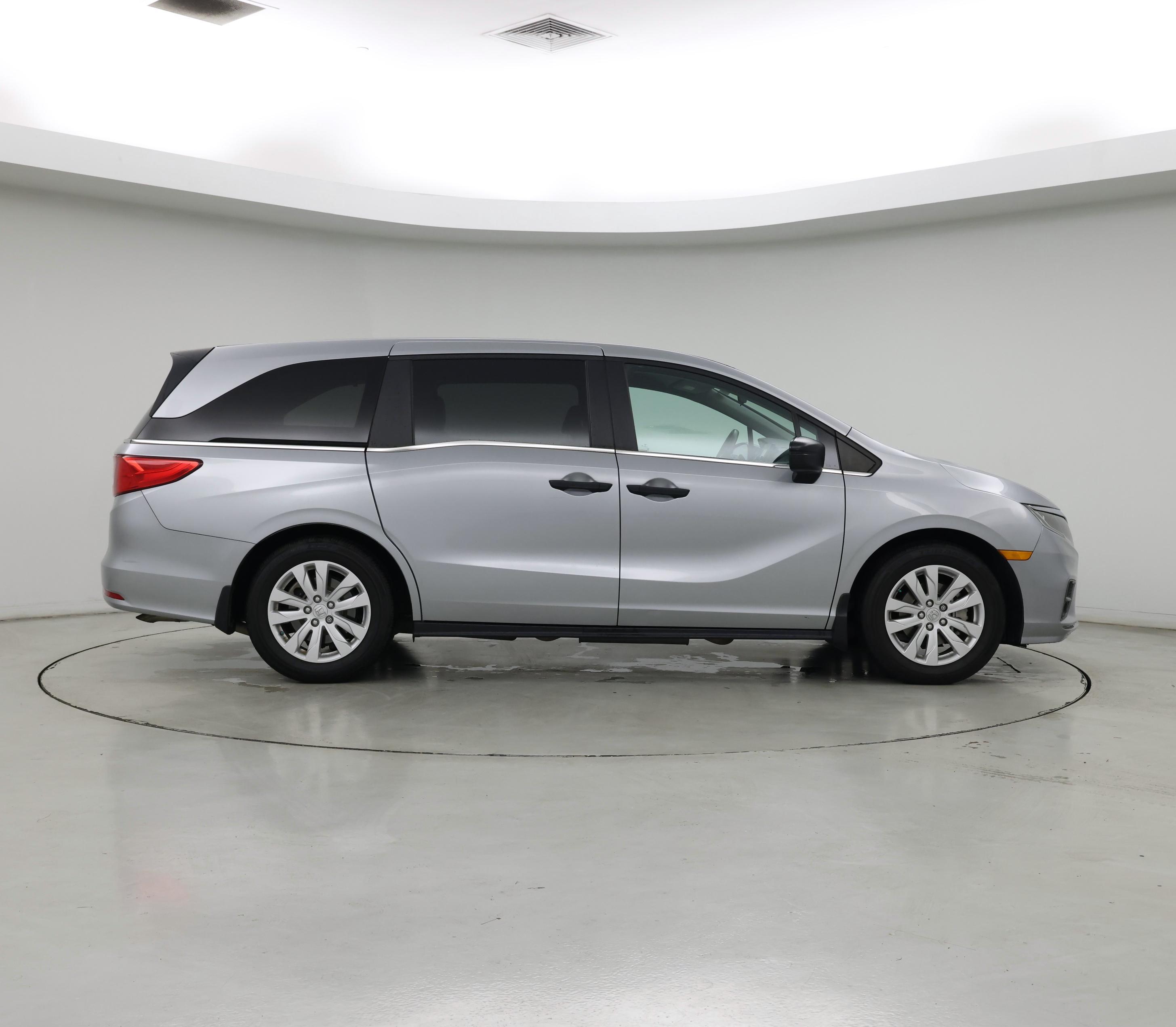 Thumbnail: 2019 Honda Odyssey - 7