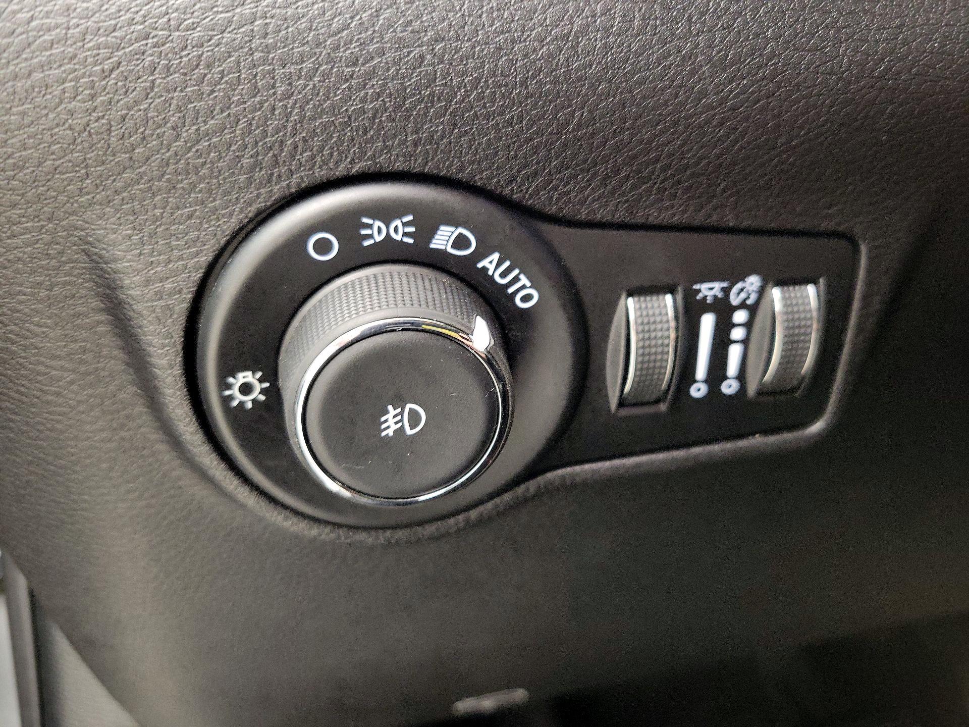 Thumbnail: 2025 Jeep Compass - 13