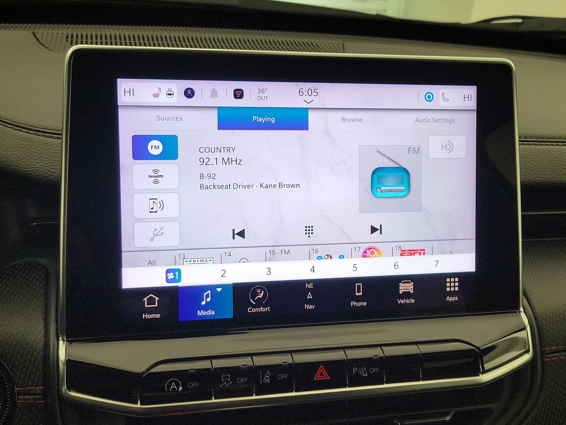 Thumbnail: 2025 Jeep Compass - 16