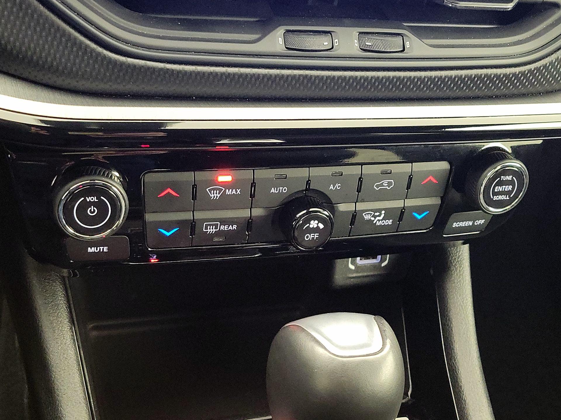 Thumbnail: 2025 Jeep Compass - 17