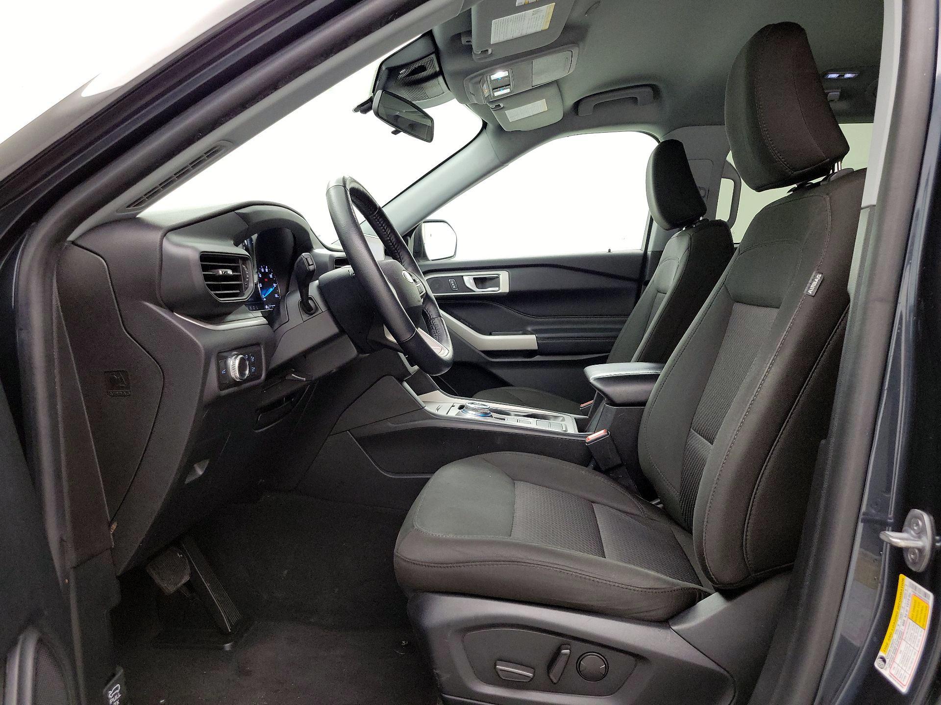 Thumbnail: 2022 Ford Explorer - 11