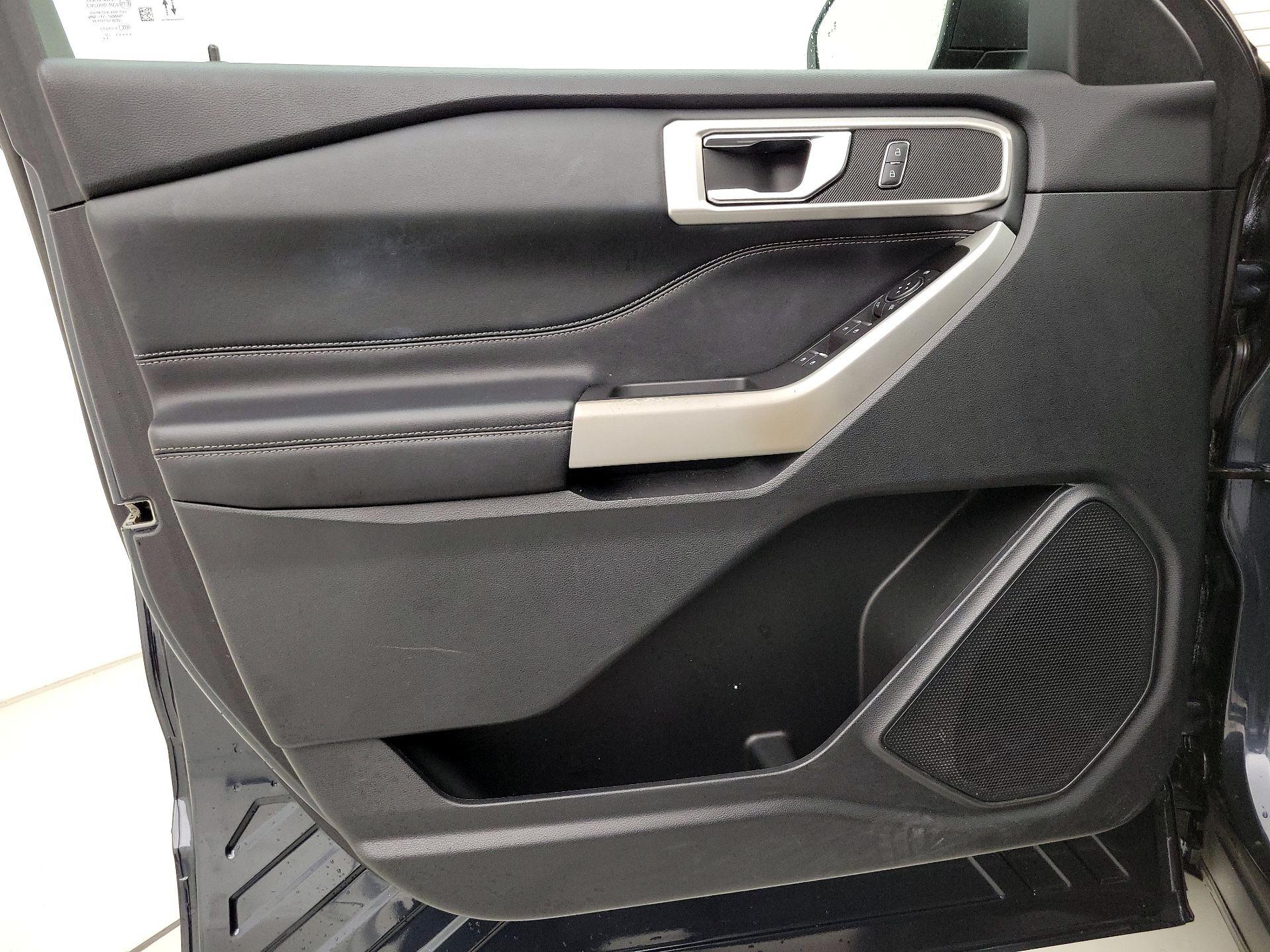 Thumbnail: 2022 Ford Explorer - 12