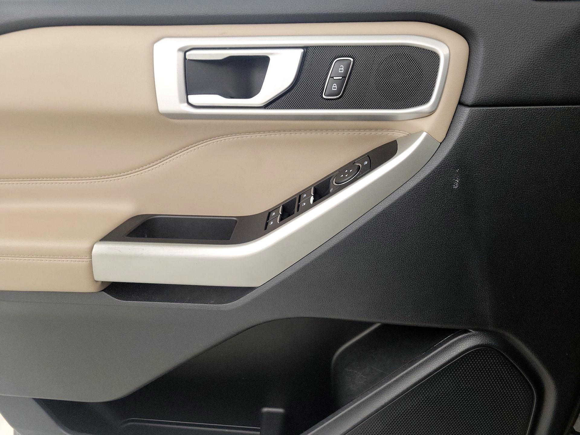 Thumbnail: 2022 Ford Explorer - 12