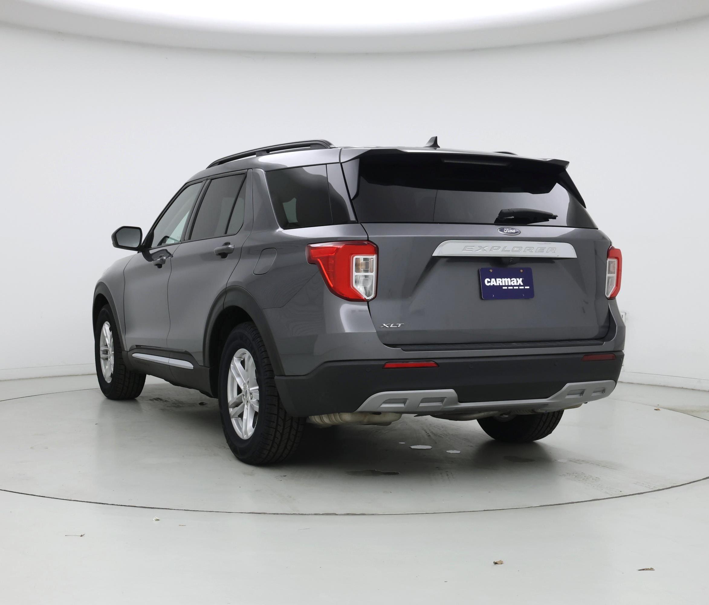 Thumbnail: 2022 Ford Explorer - 2