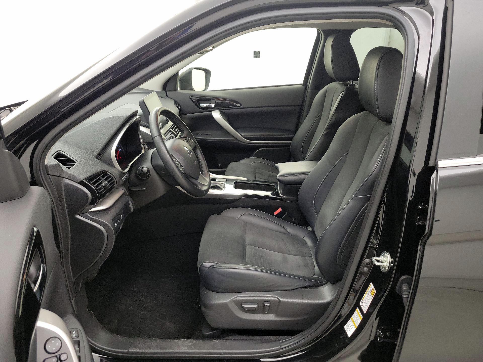 Thumbnail: 2023 Mitsubishi Eclipse Cross - 11