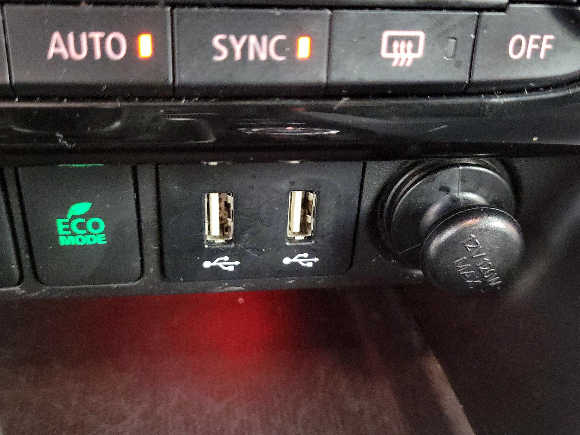 Thumbnail: 2023 Mitsubishi Eclipse Cross - 19