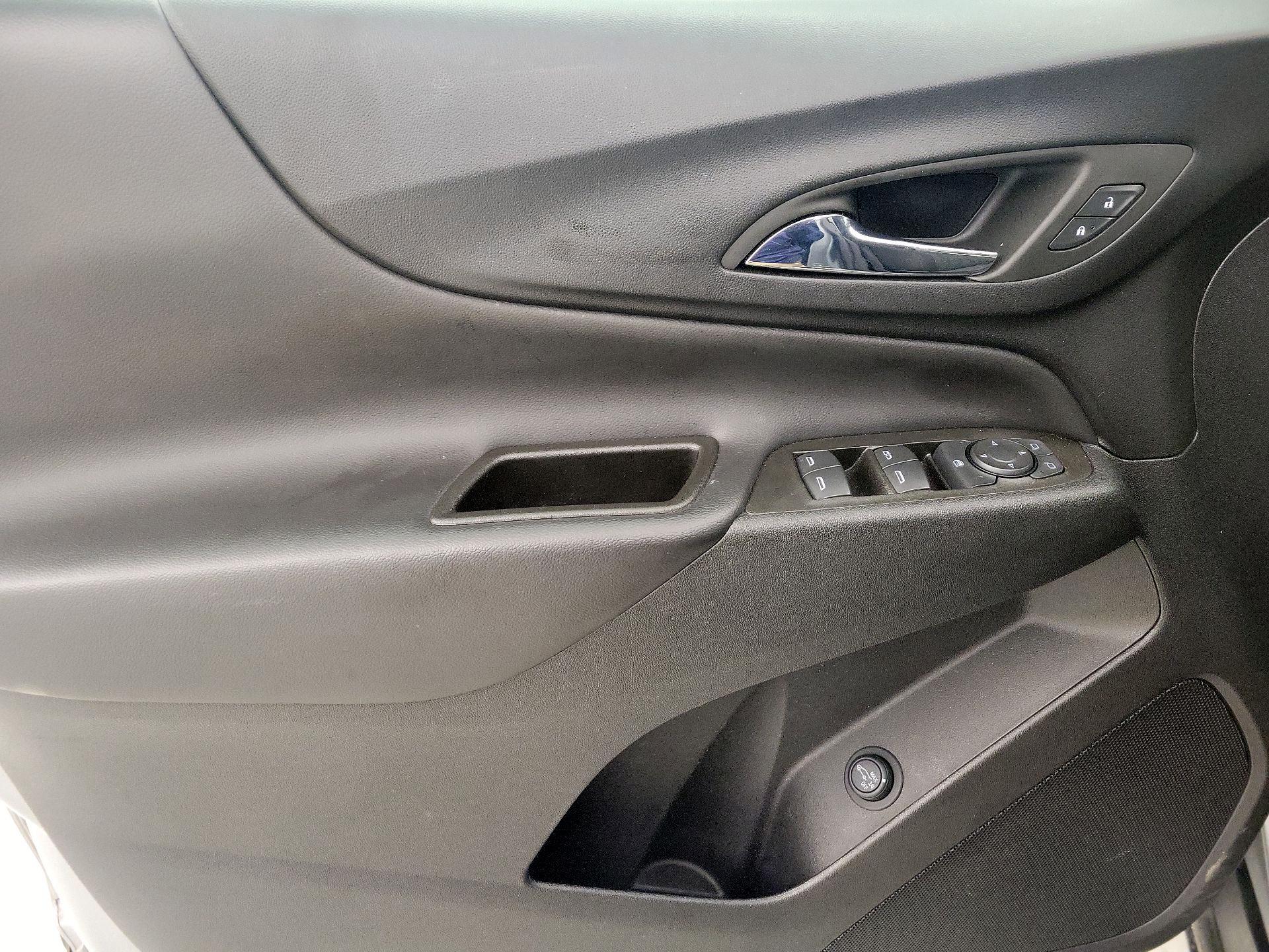 Thumbnail: 2023 Chevrolet Equinox - 12