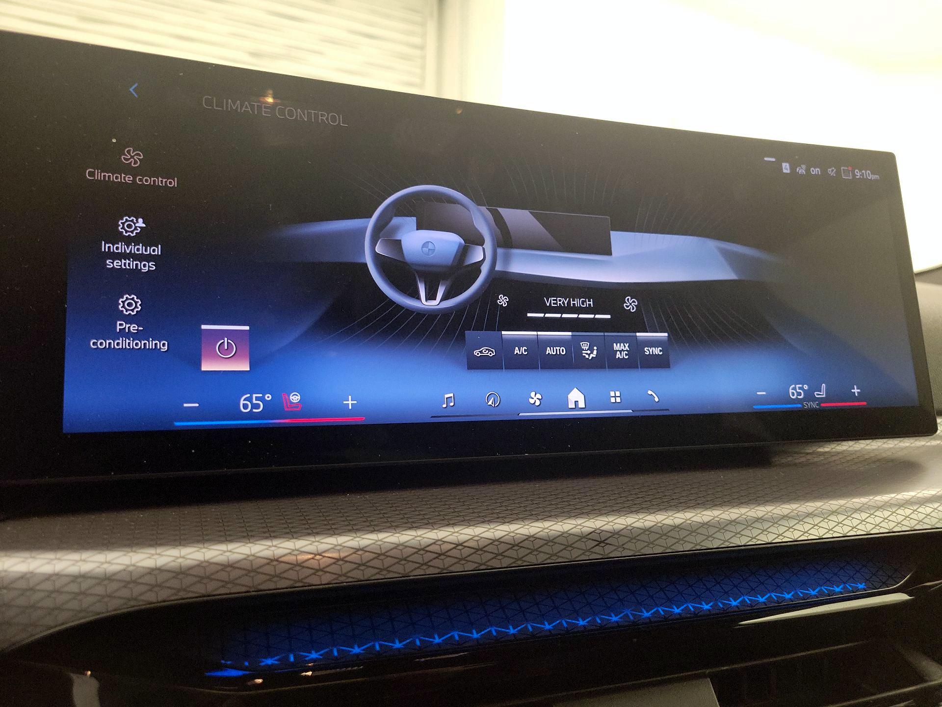 Thumbnail: 2025 BMW 4 Series - 17