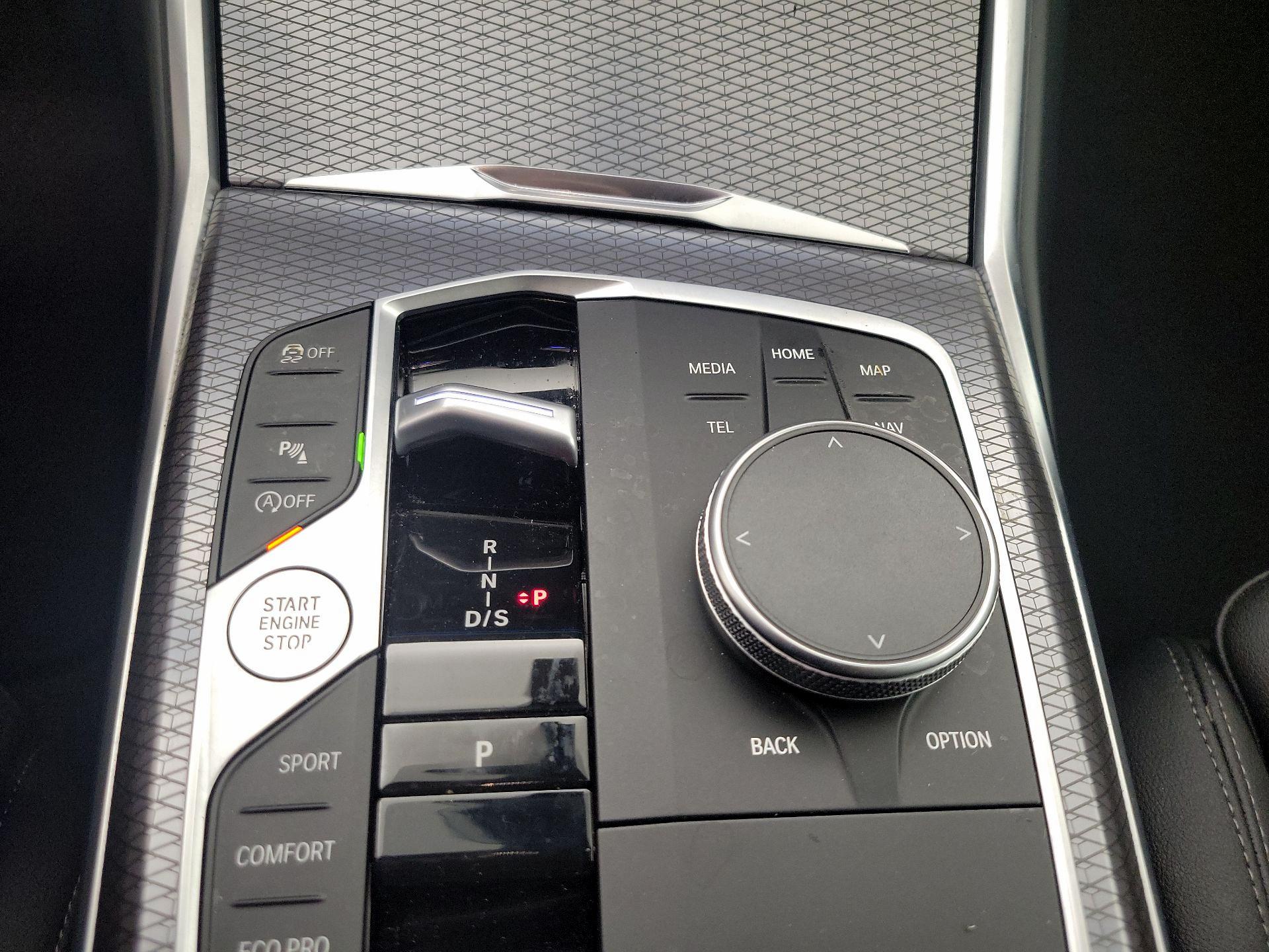 Thumbnail: 2025 BMW 4 Series - 18