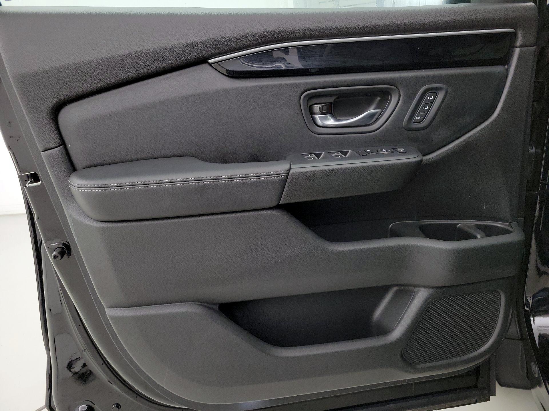 Thumbnail: 2025 Honda Pilot - 12