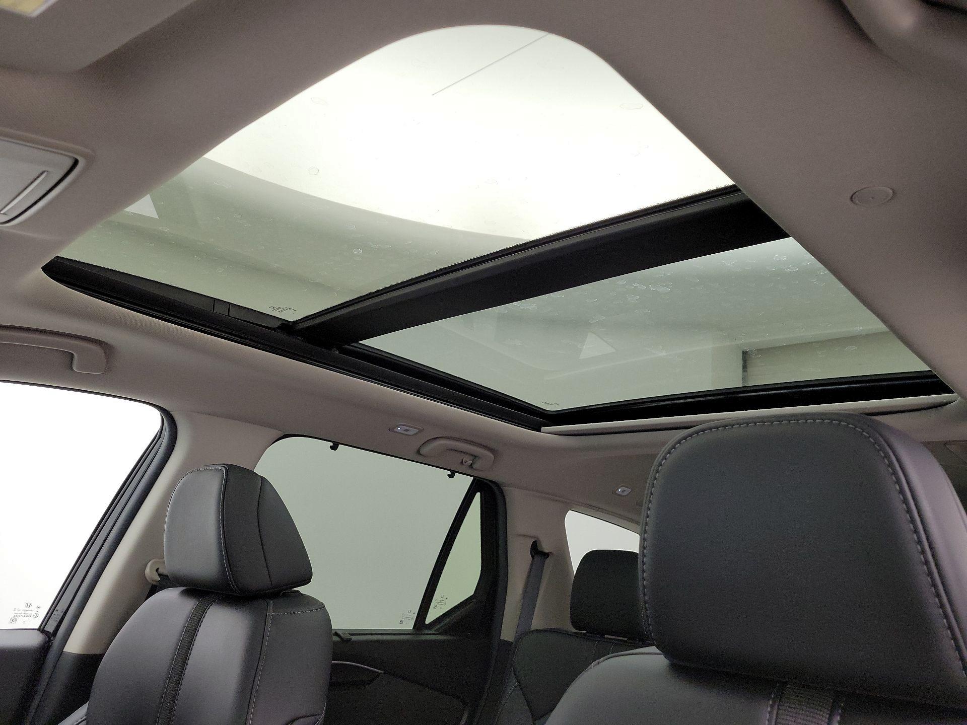 Thumbnail: 2025 Honda Pilot - 20