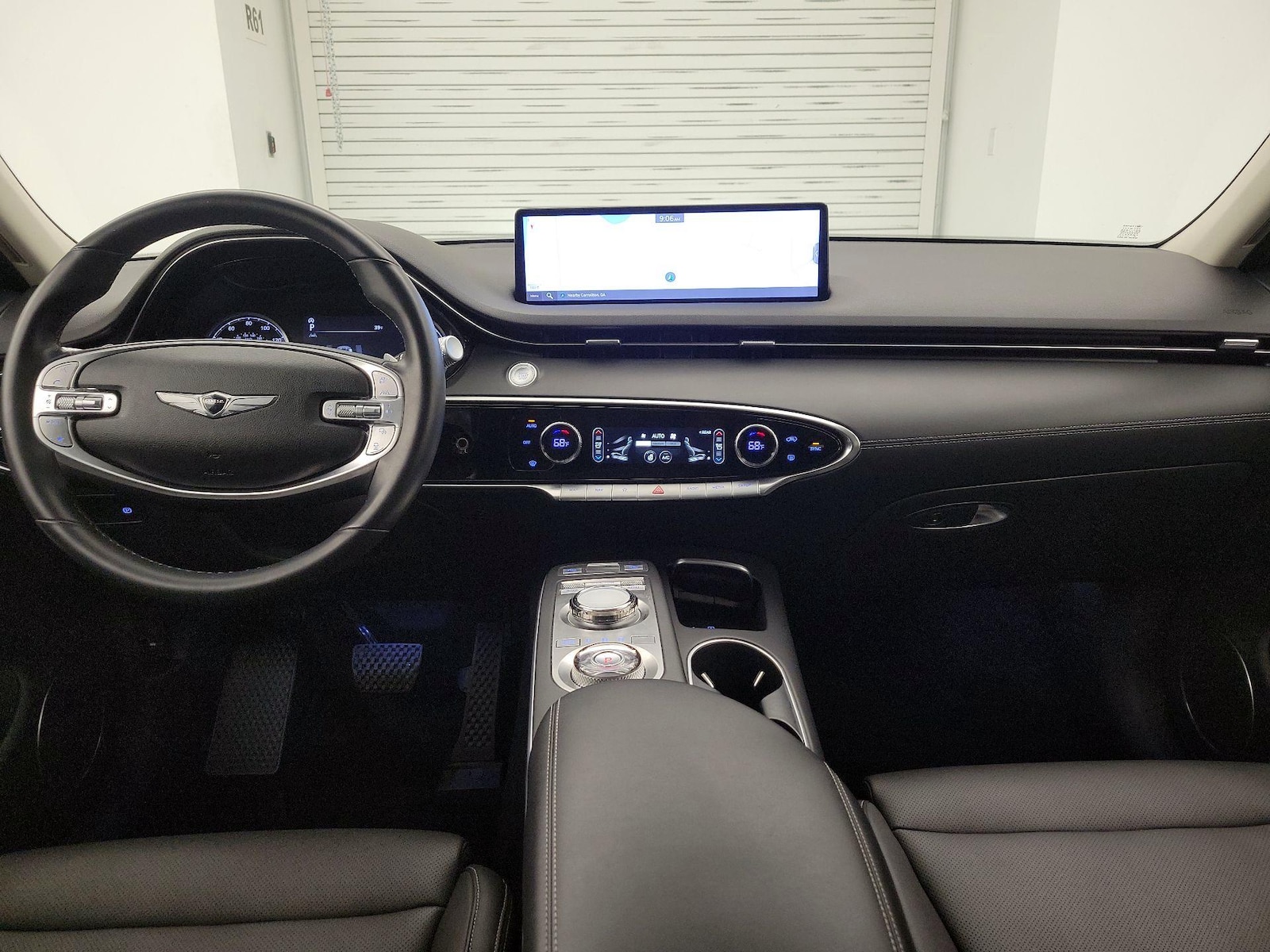 2023 GENESIS GV70 Standard - Photo 10