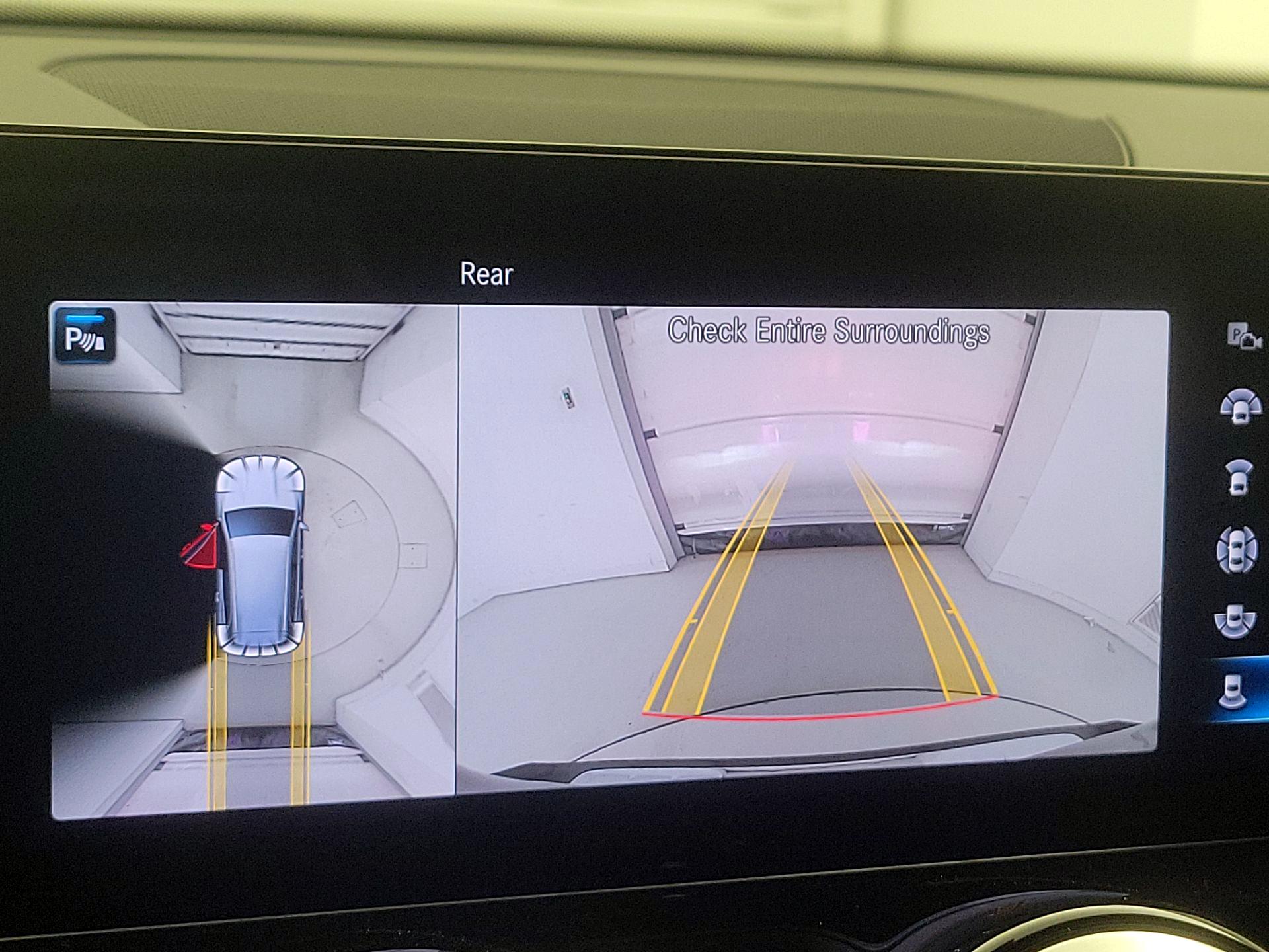 Thumbnail: 2023 Mercedes-Benz GLB - 14