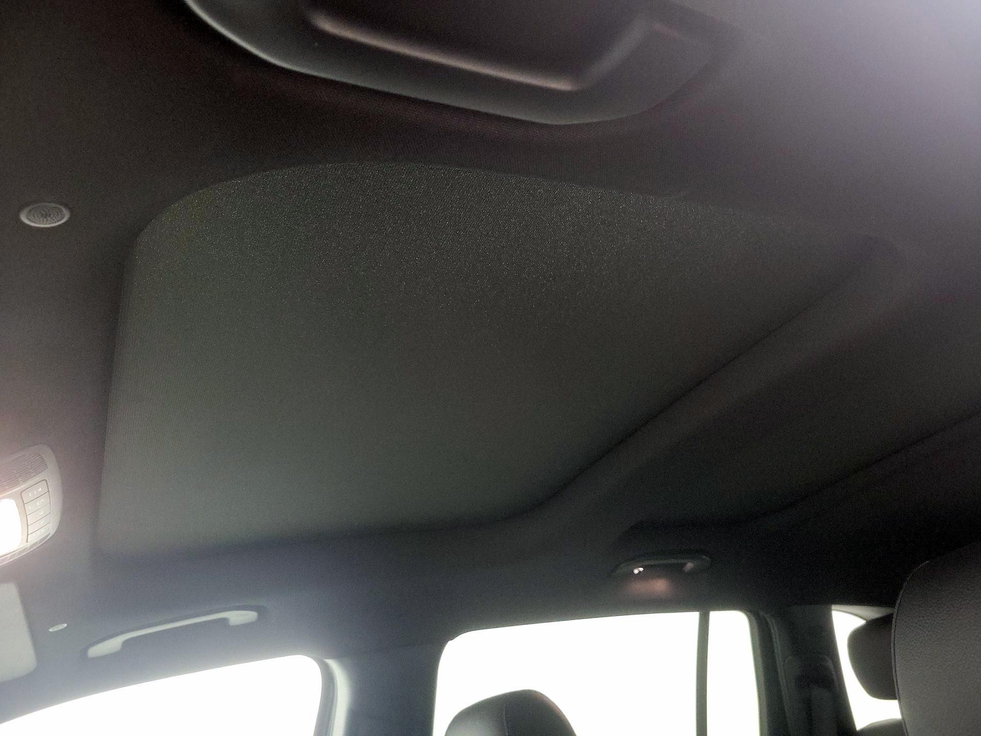 Thumbnail: 2023 Mercedes-Benz GLB - 19