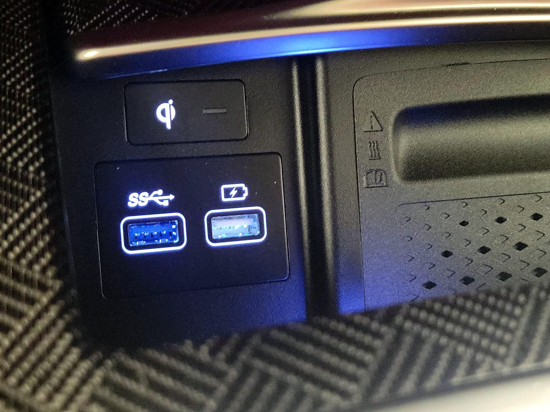 Thumbnail: 2024 Genesis G80 - 19