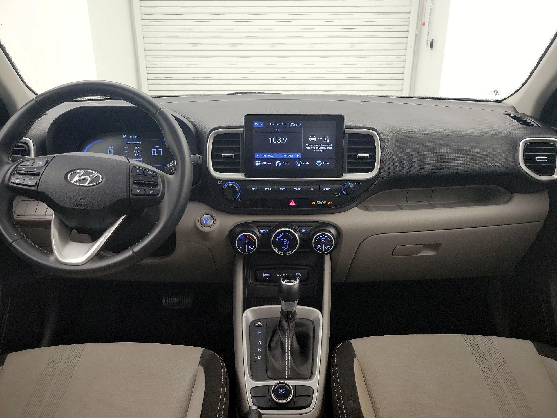 Thumbnail: 2025 Hyundai Venue - 9