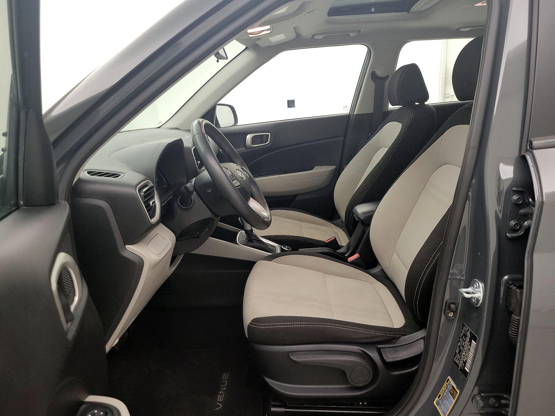 Thumbnail: 2025 Hyundai Venue - 11