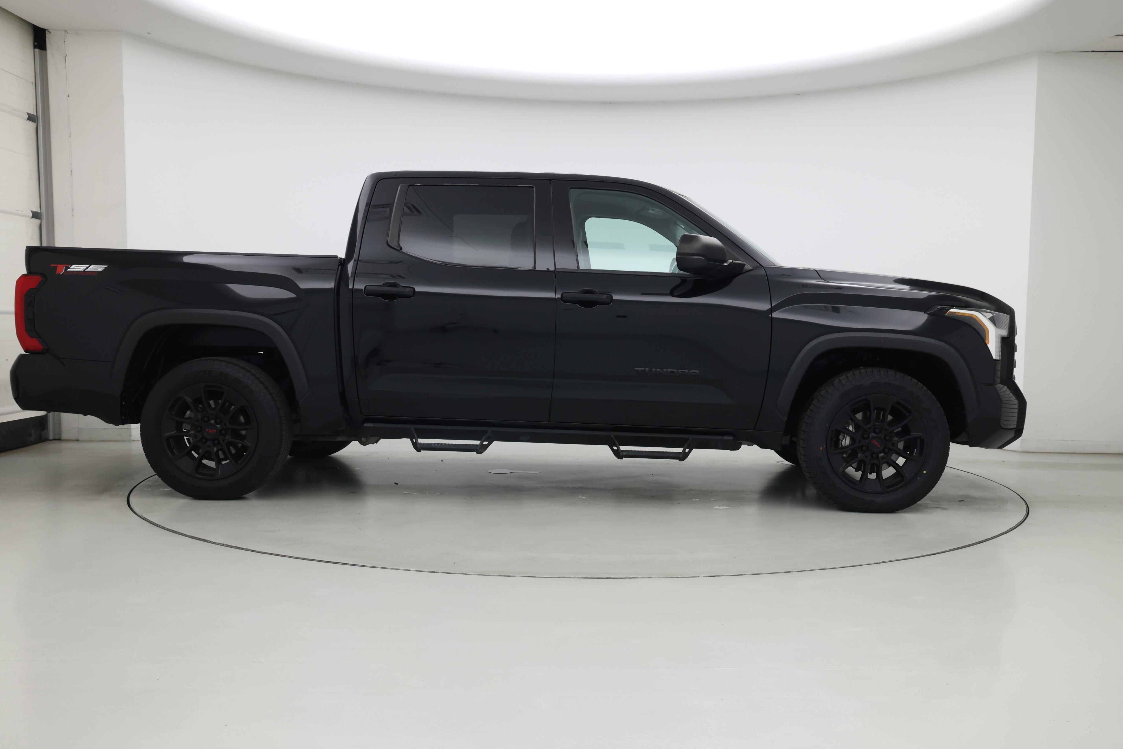 Thumbnail: 2023 Toyota Tundra - 7