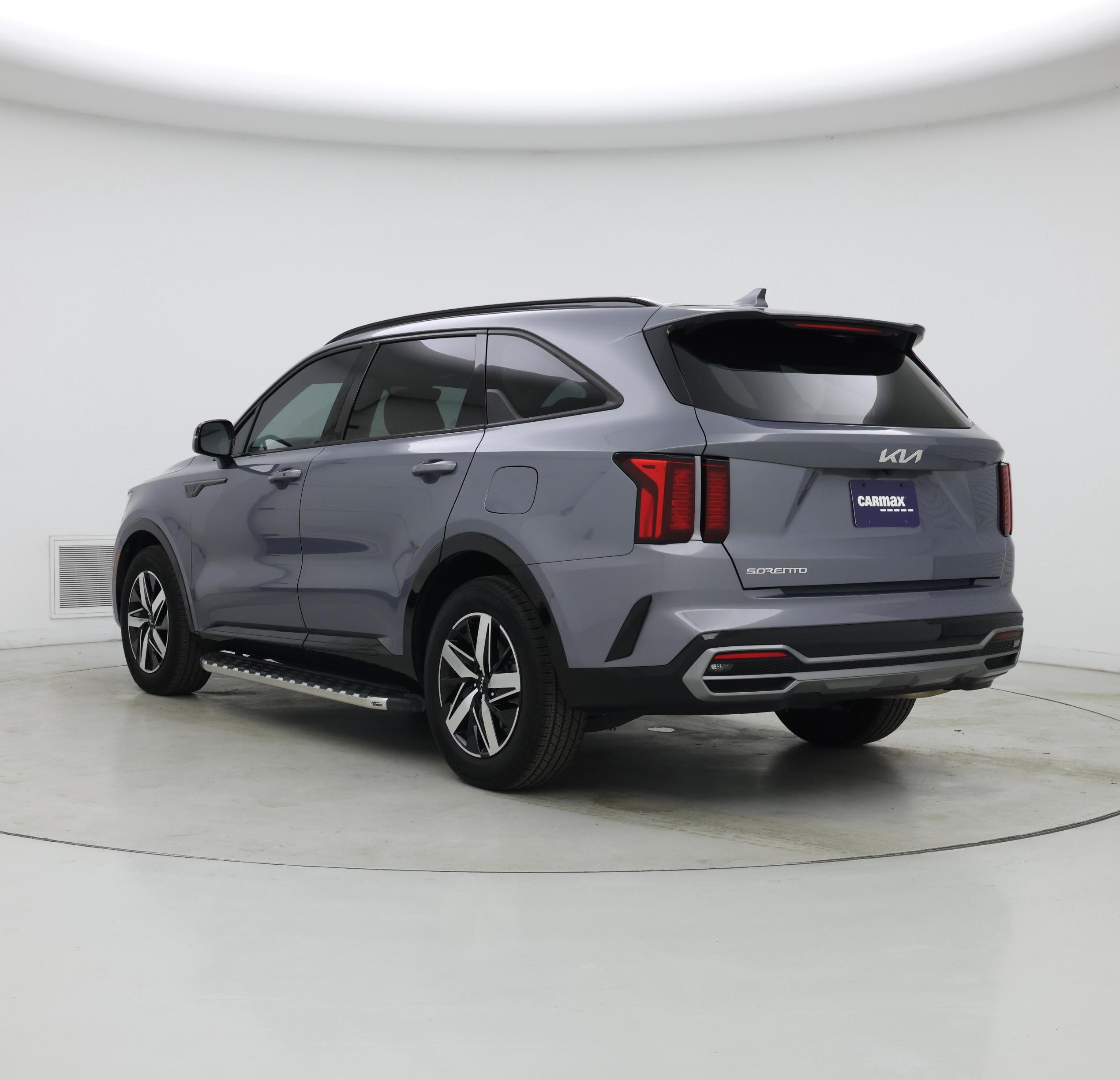 Thumbnail: 2023 Kia Sorento - 2