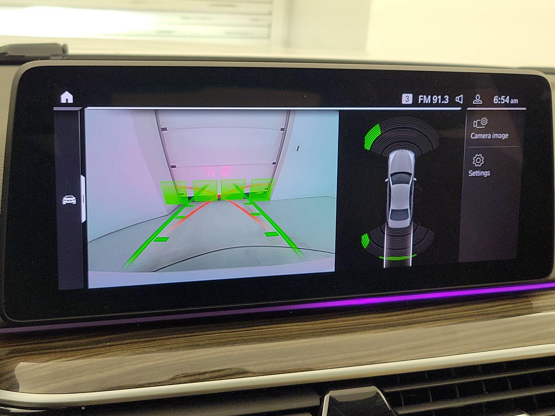 Thumbnail: 2022 BMW 5 Series - 15