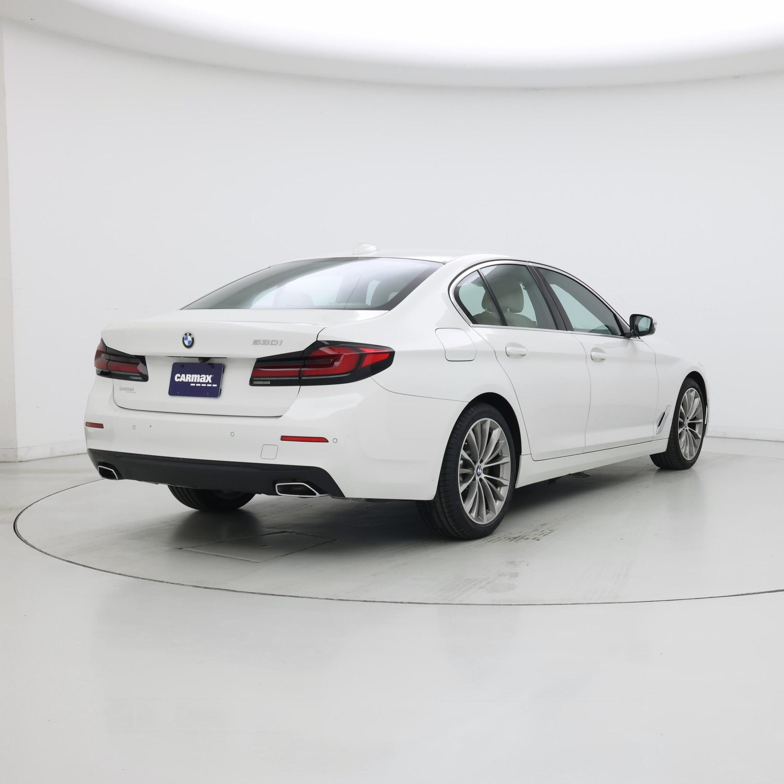 Thumbnail: 2022 BMW 5 Series - 8