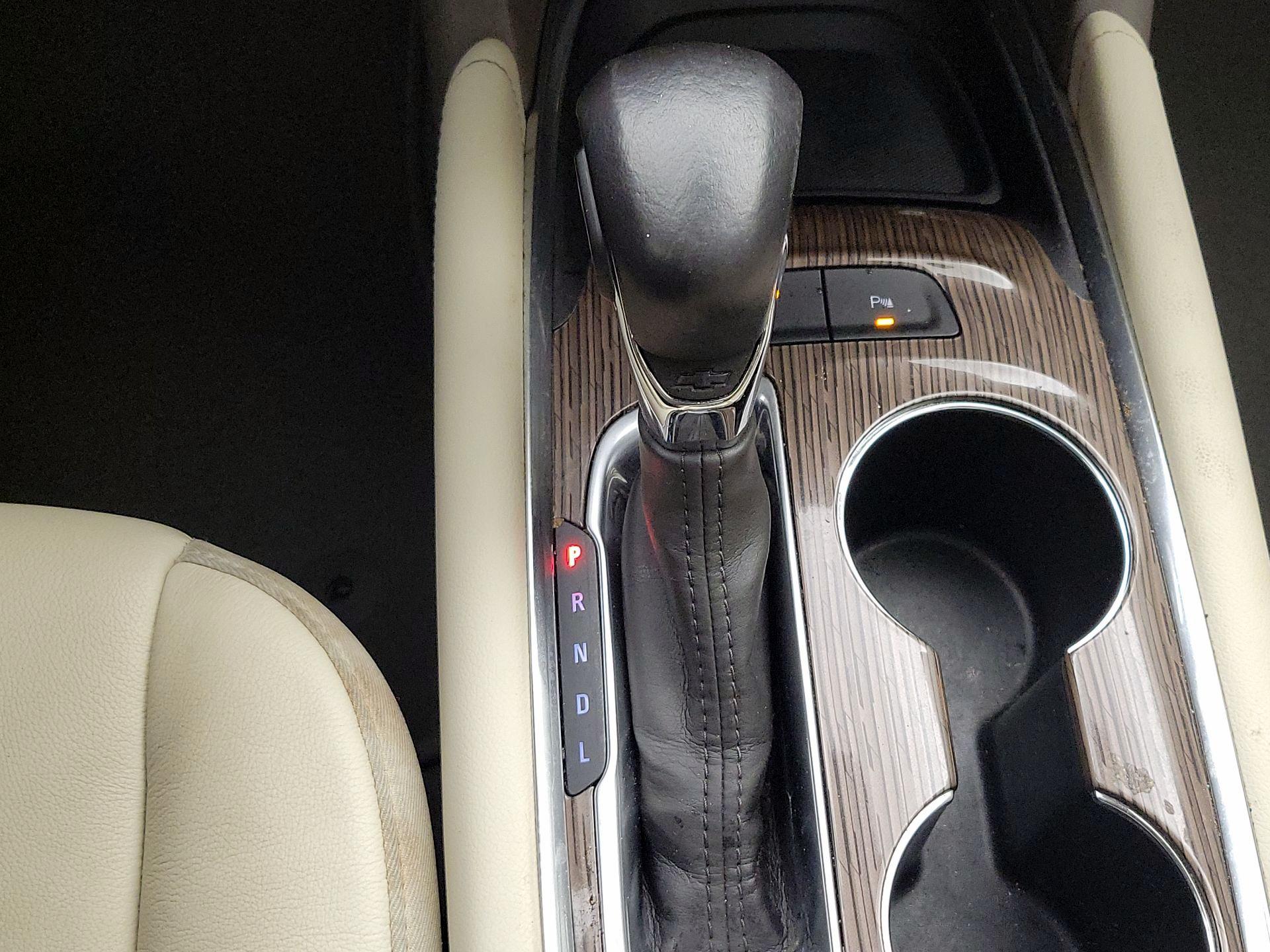 Thumbnail: 2021 Chevrolet Malibu - 17