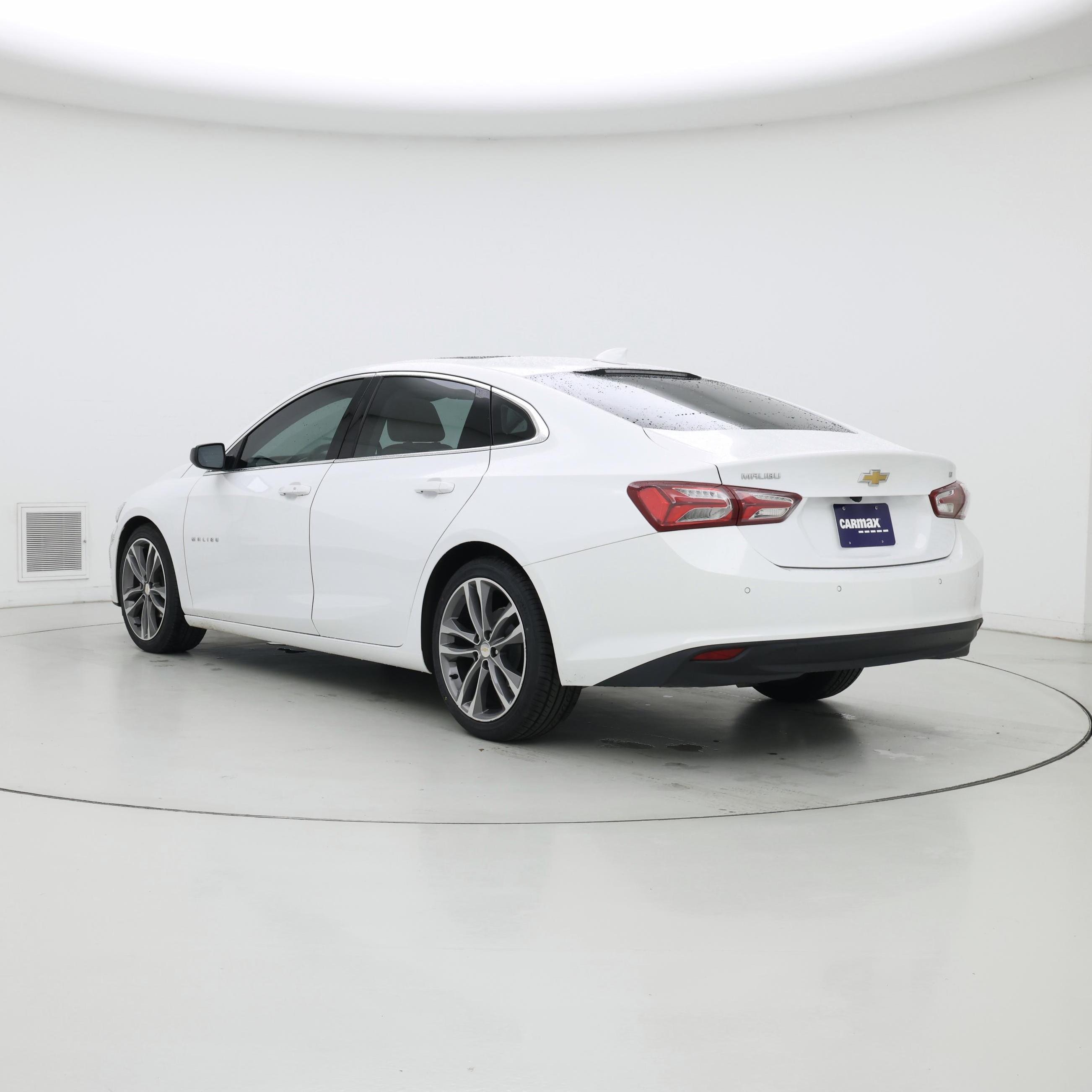 Thumbnail: 2021 Chevrolet Malibu - 2