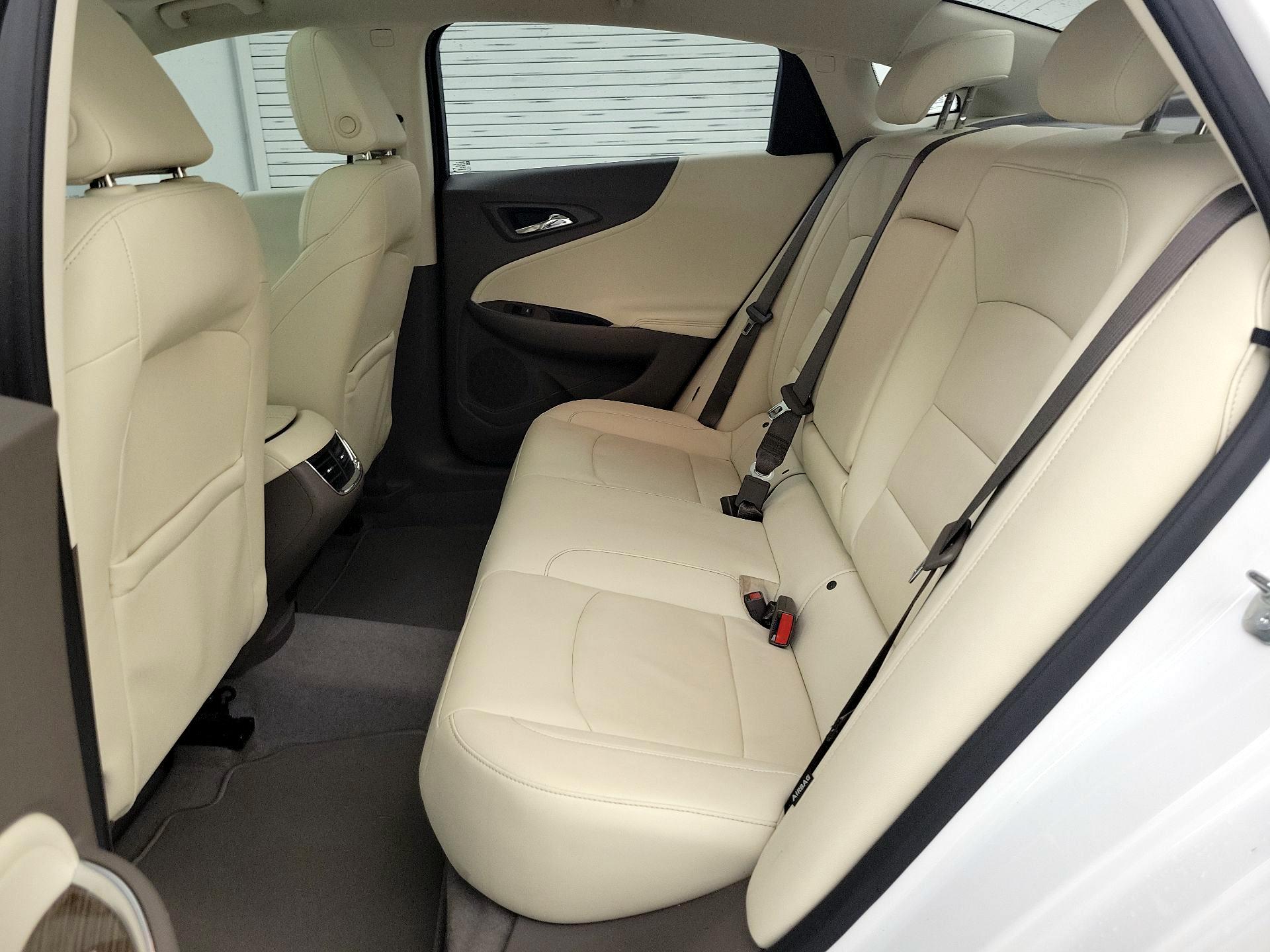 Thumbnail: 2021 Chevrolet Malibu - 20