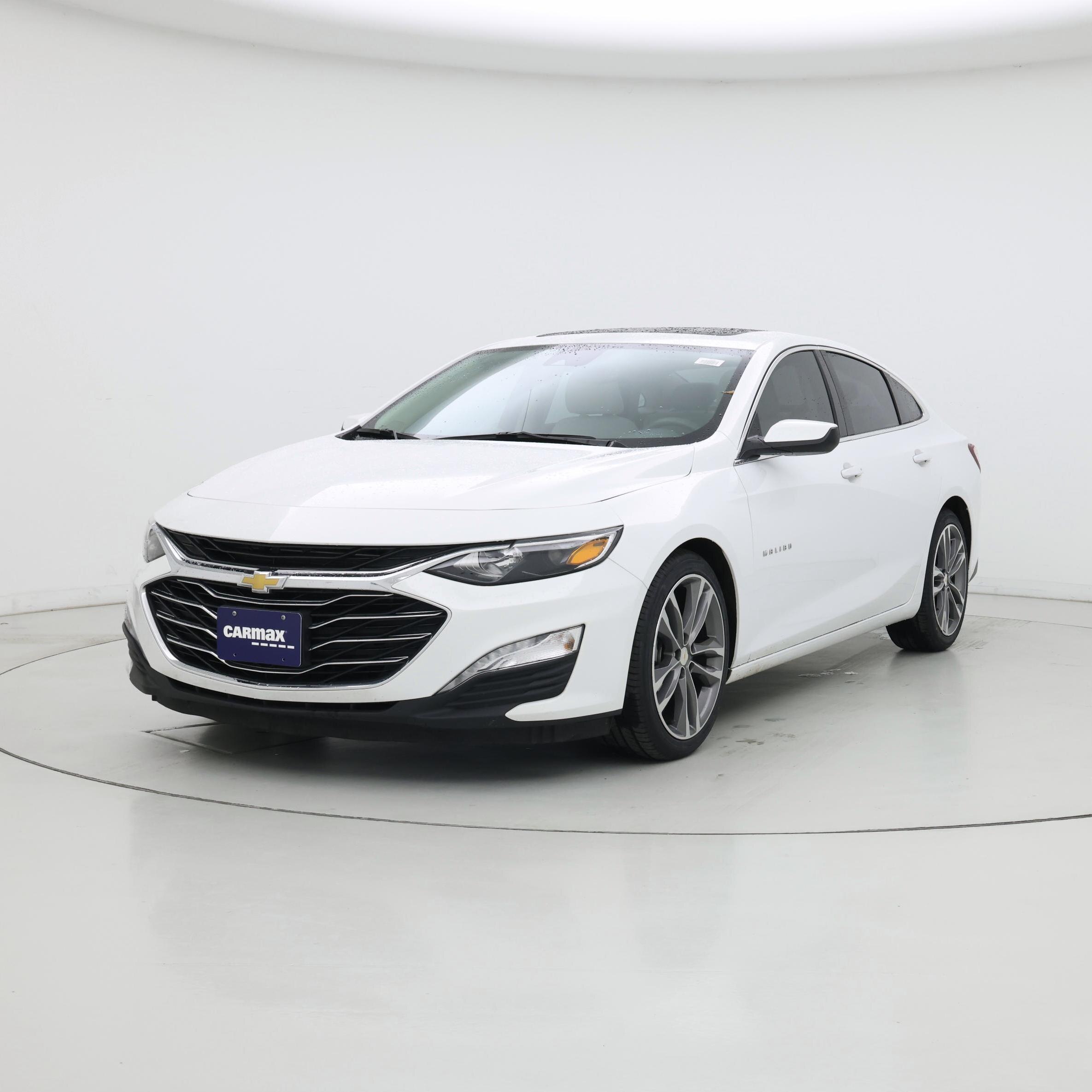 Thumbnail: 2021 Chevrolet Malibu - 4