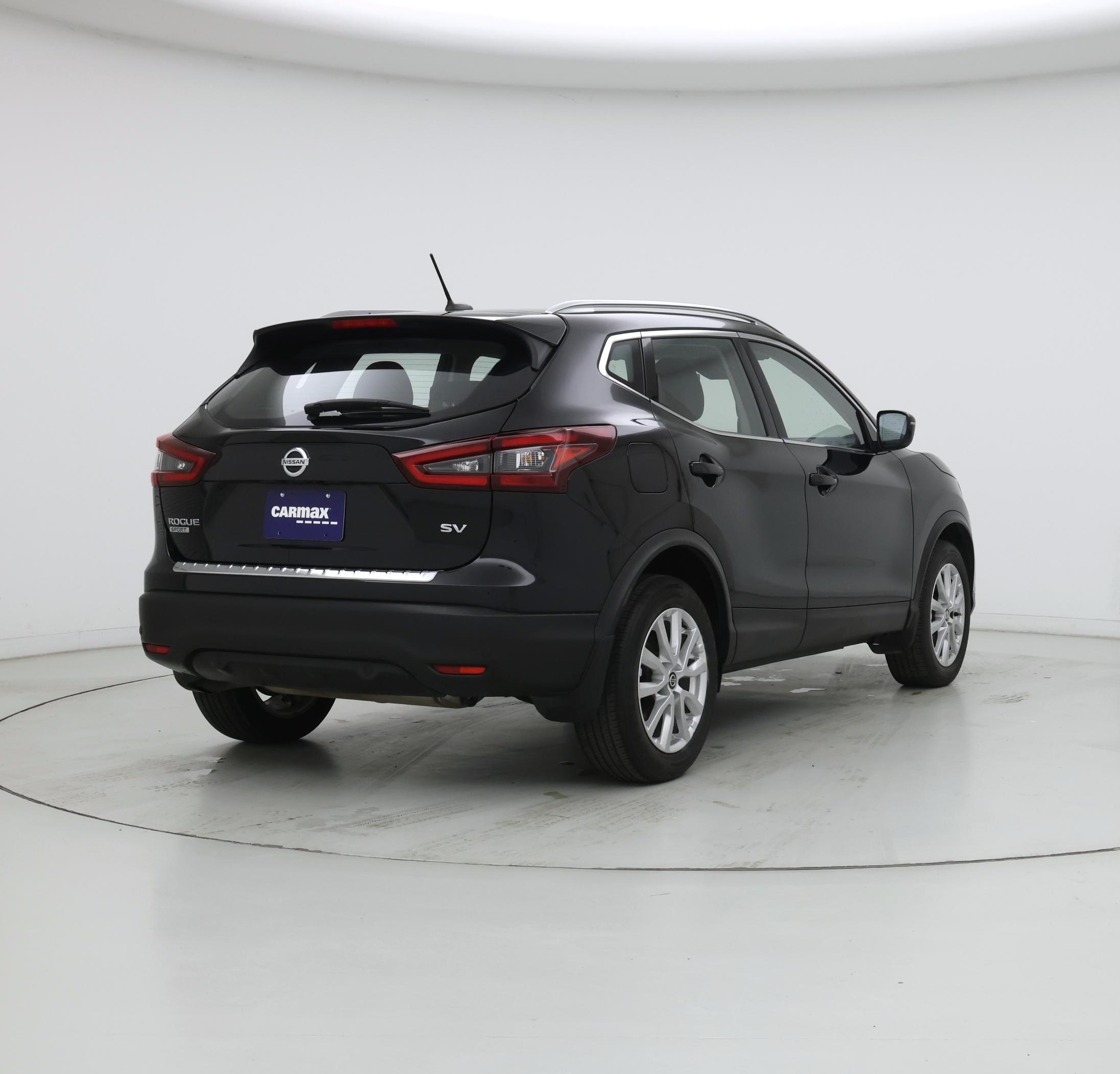 Thumbnail: 2022 Nissan Rogue Sport - 8