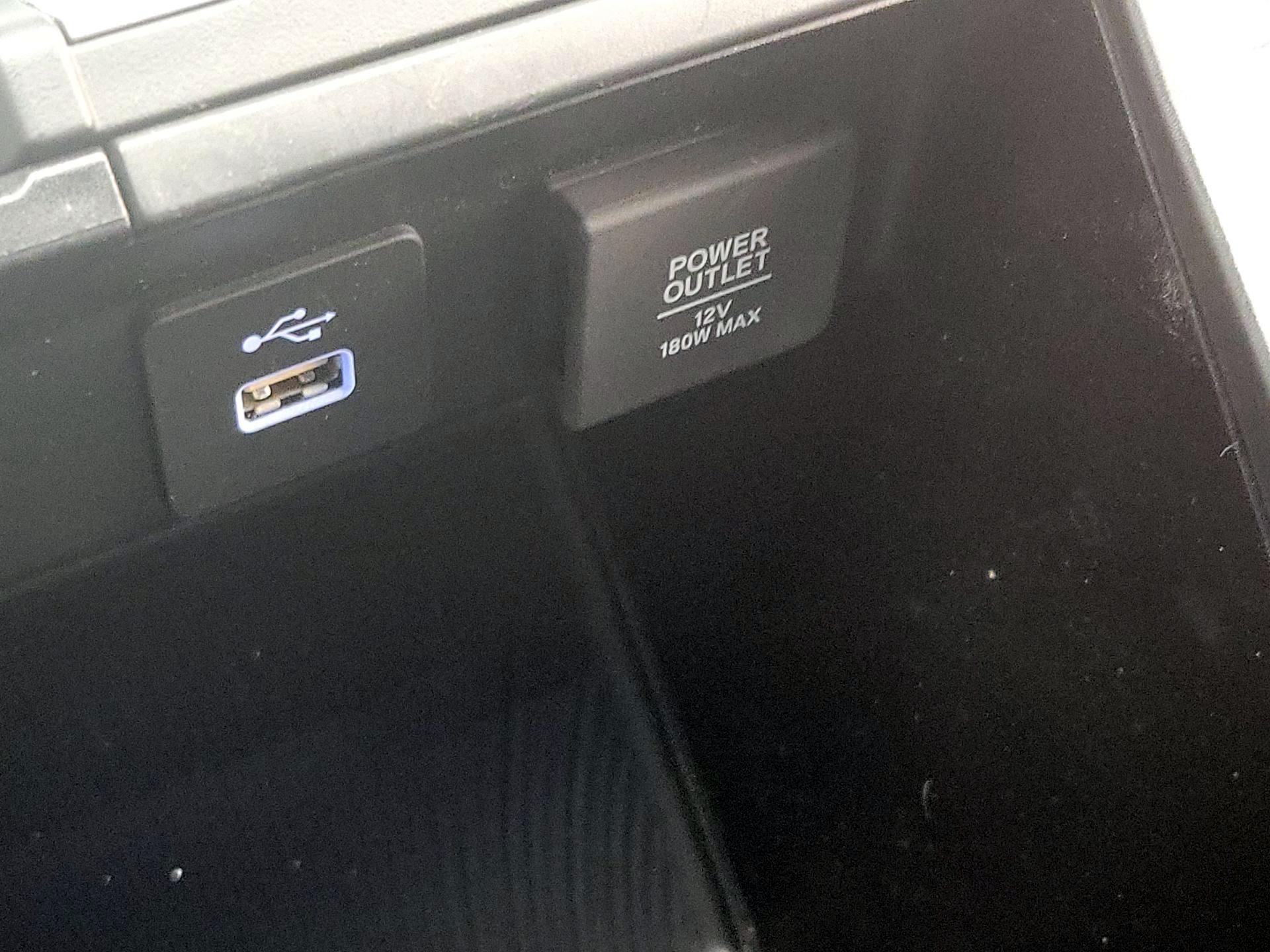 Thumbnail: 2023 Acura MDX - 19