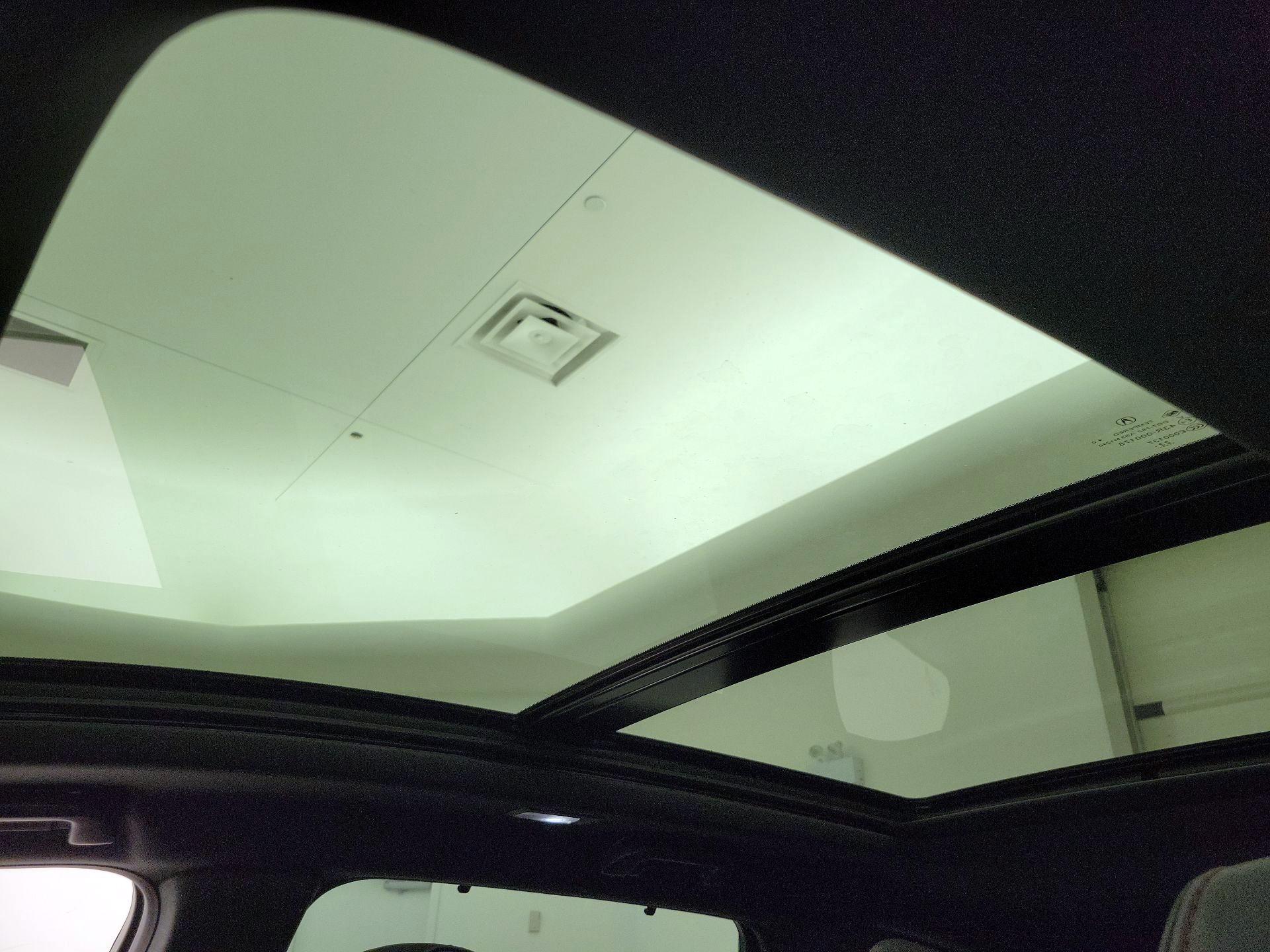 Thumbnail: 2023 Acura MDX - 20