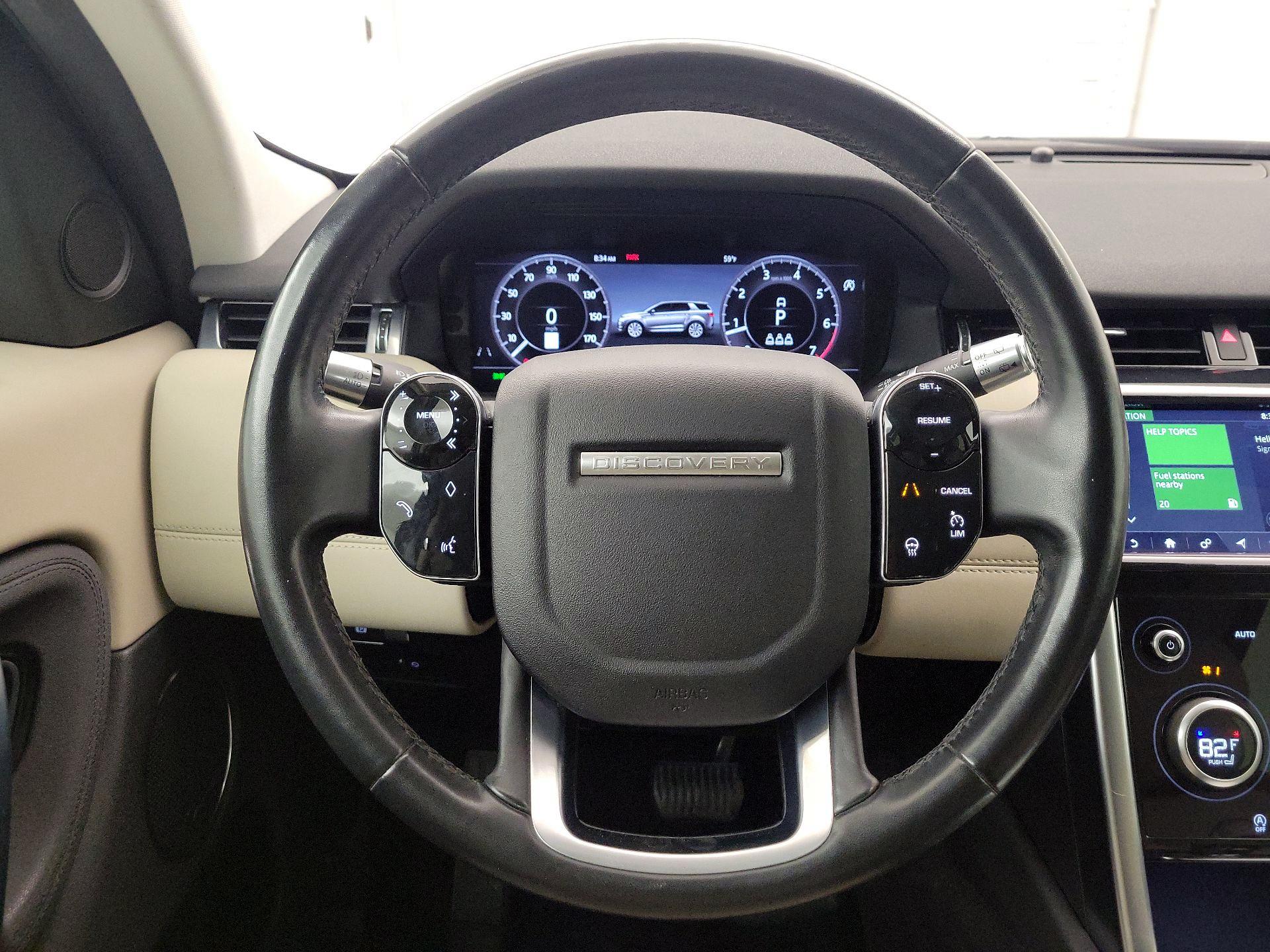 Thumbnail: 2020 Land Rover Discovery Sport - 10