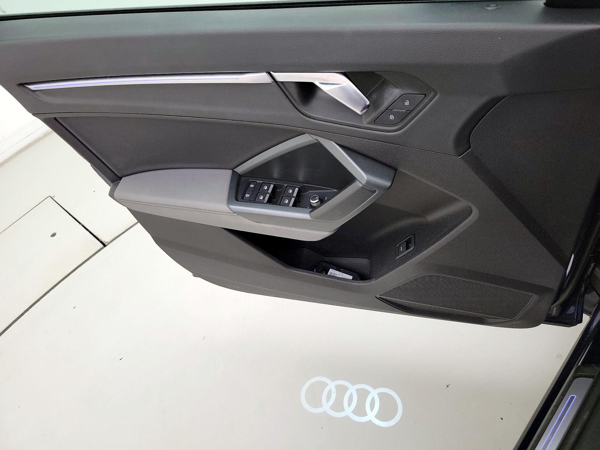 Thumbnail: 2021 Audi Q3 - 12