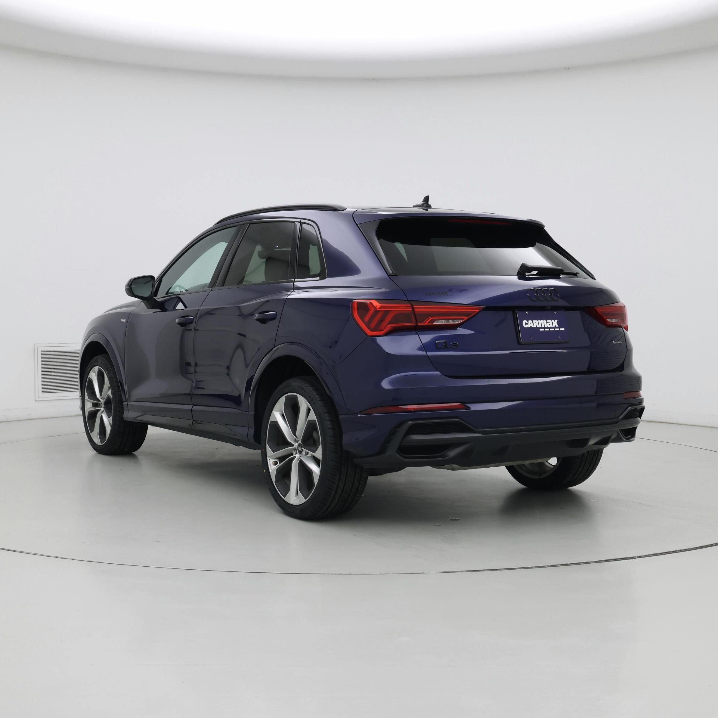 Thumbnail: 2021 Audi Q3 - 2