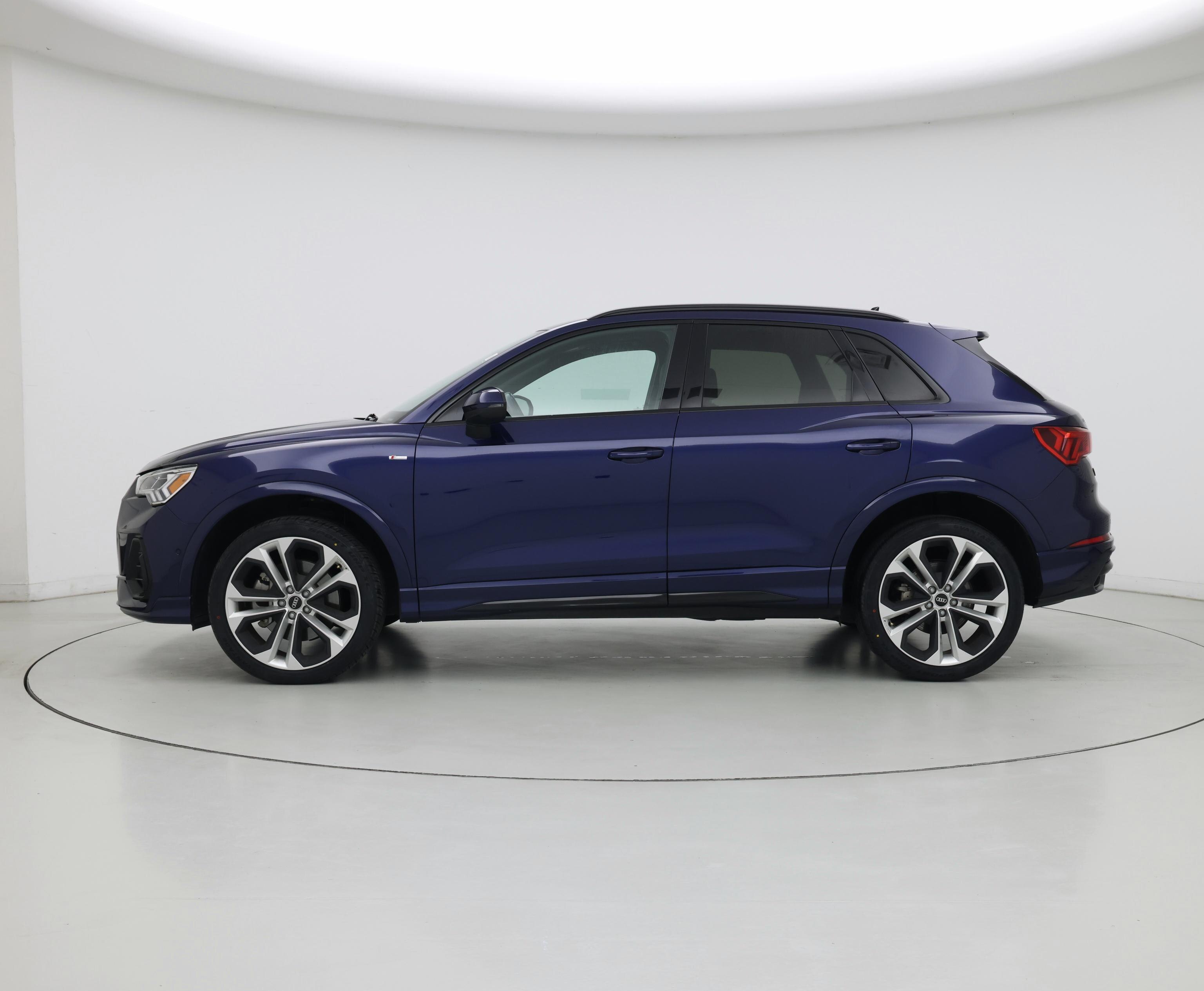 Thumbnail: 2021 Audi Q3 - 3