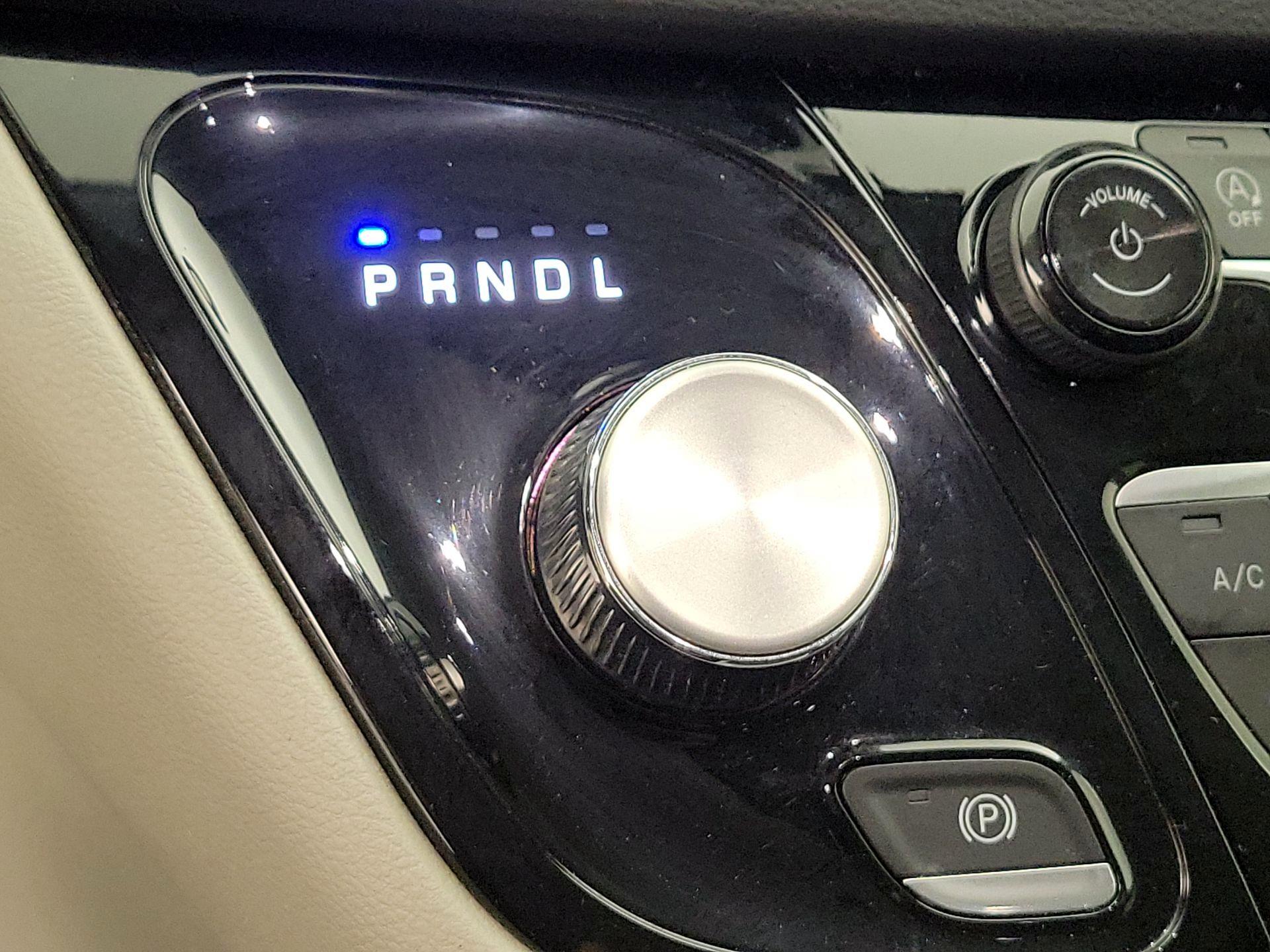 Thumbnail: 2024 Chrysler Pacifica - 17