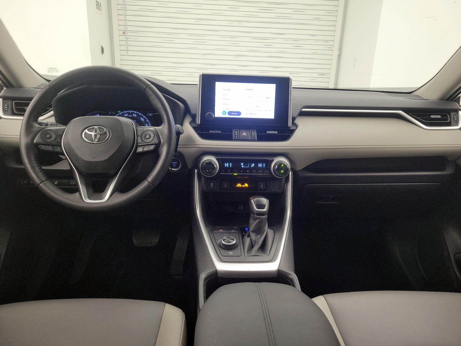 Thumbnail: 2023 Toyota RAV4 - 9