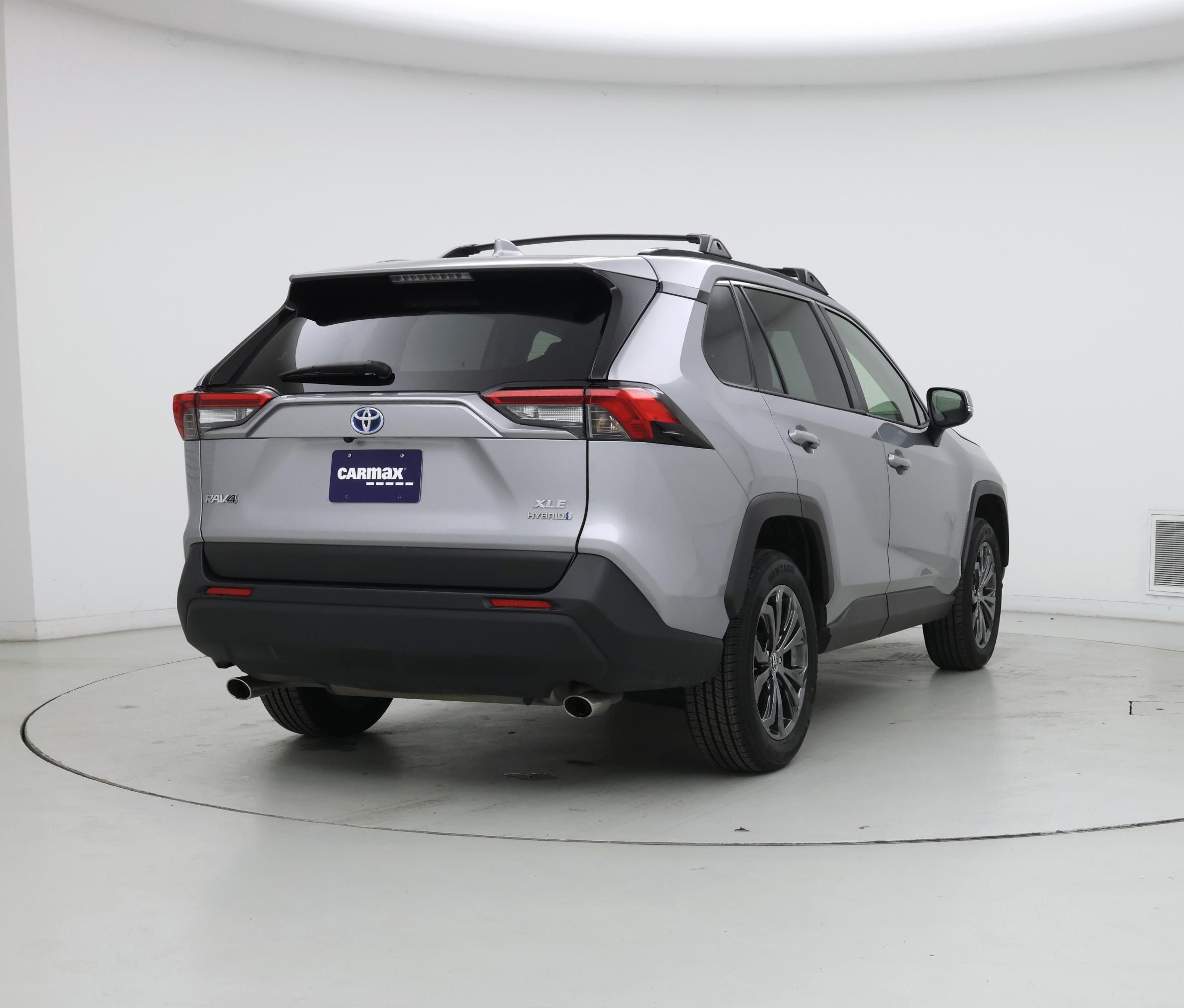 Thumbnail: 2023 Toyota RAV4 - 8