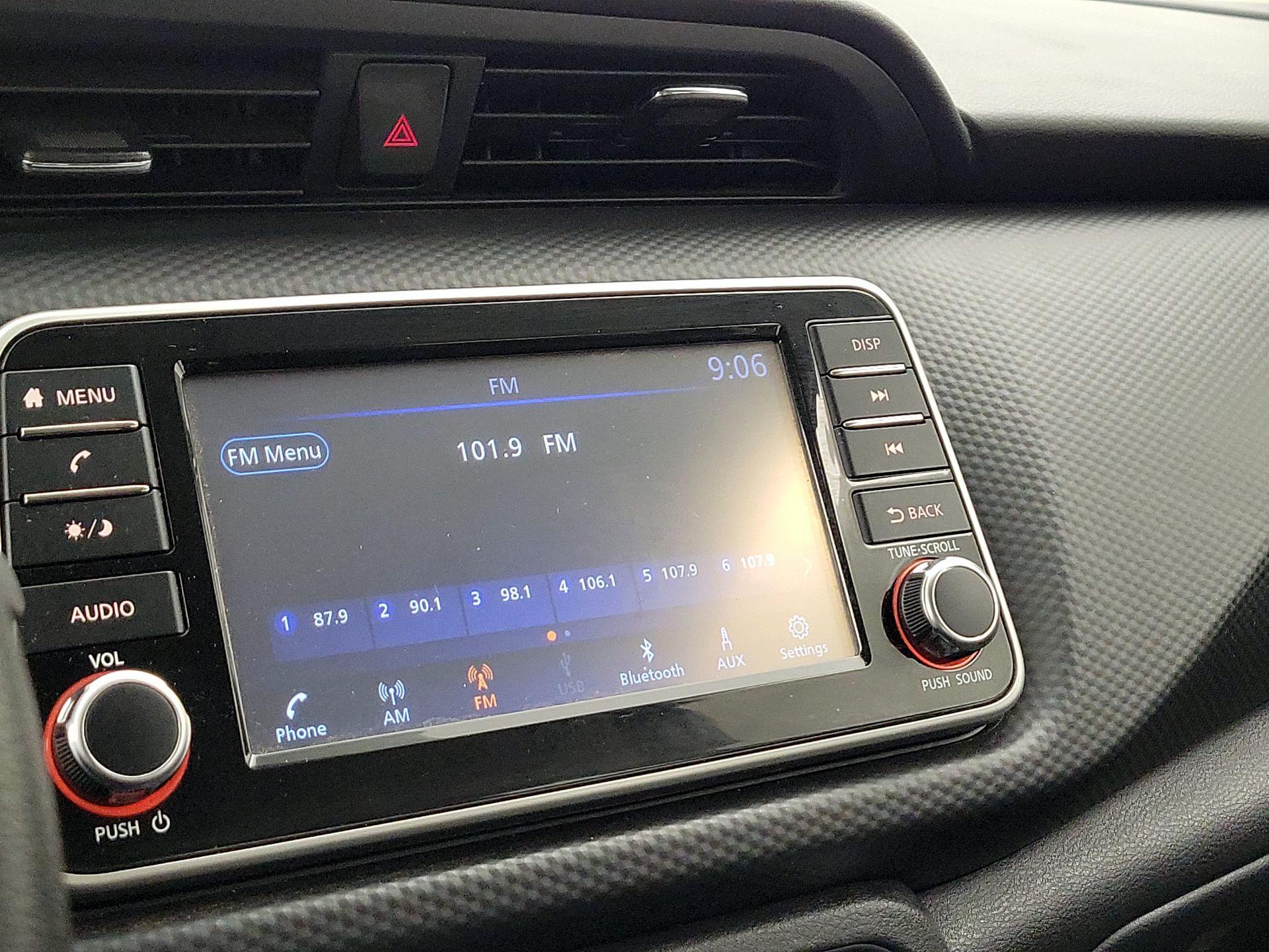 Thumbnail: 2022 Nissan Kicks - 15