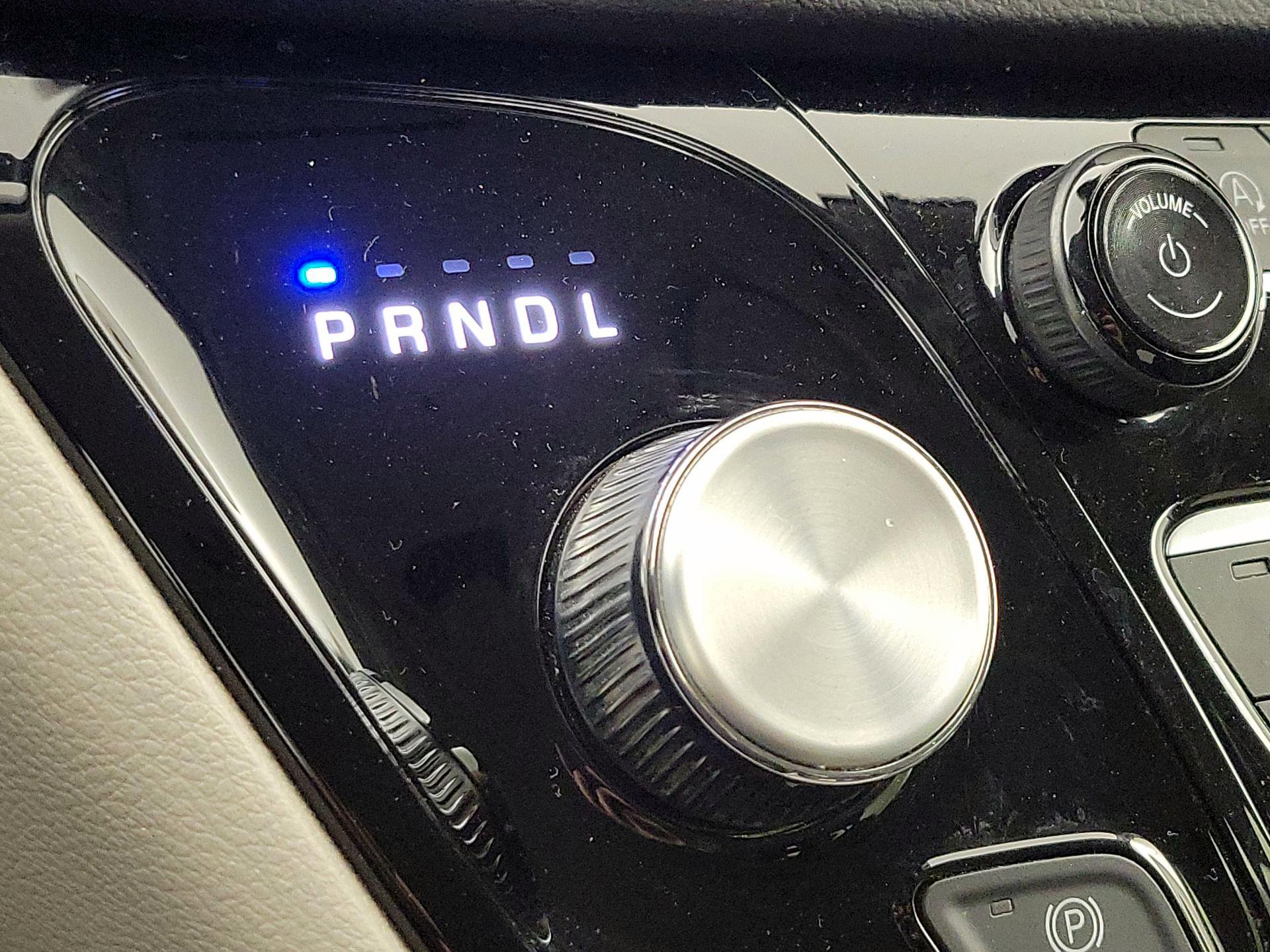 Thumbnail: 2024 Chrysler Pacifica - 17