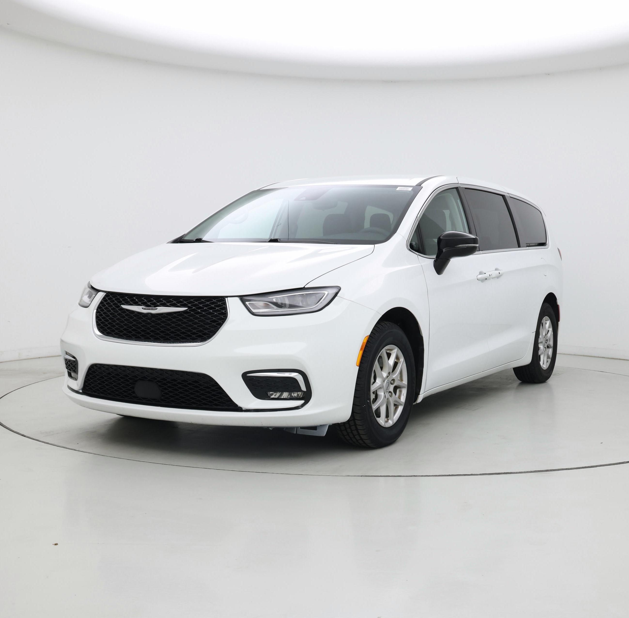 Thumbnail: 2024 Chrysler Pacifica - 4