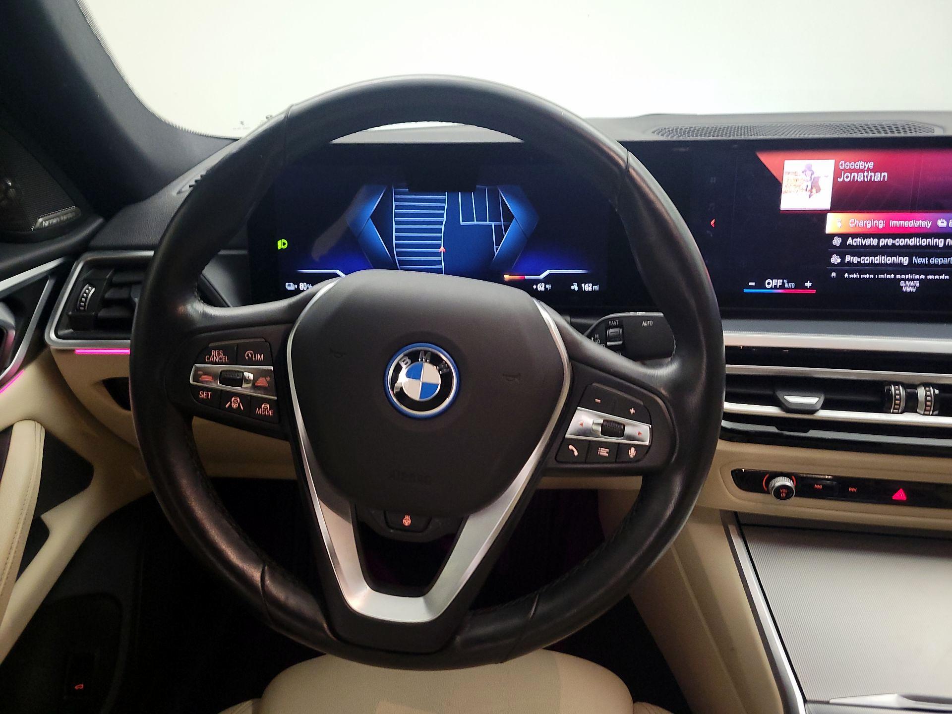 Thumbnail: 2023 BMW i4 - 10