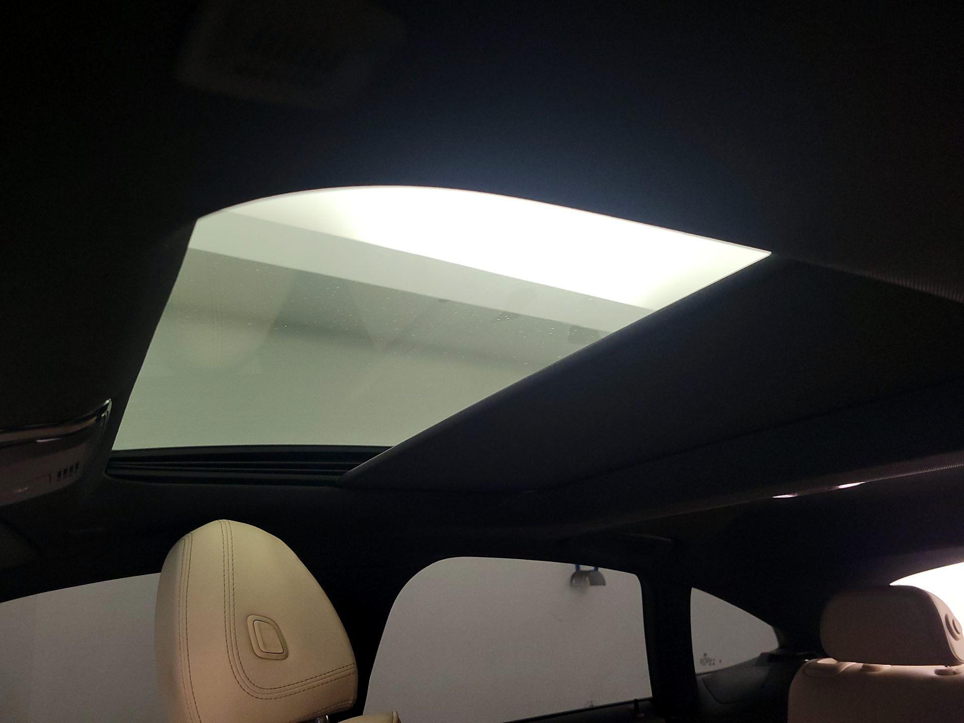 Thumbnail: 2023 BMW i4 - 20