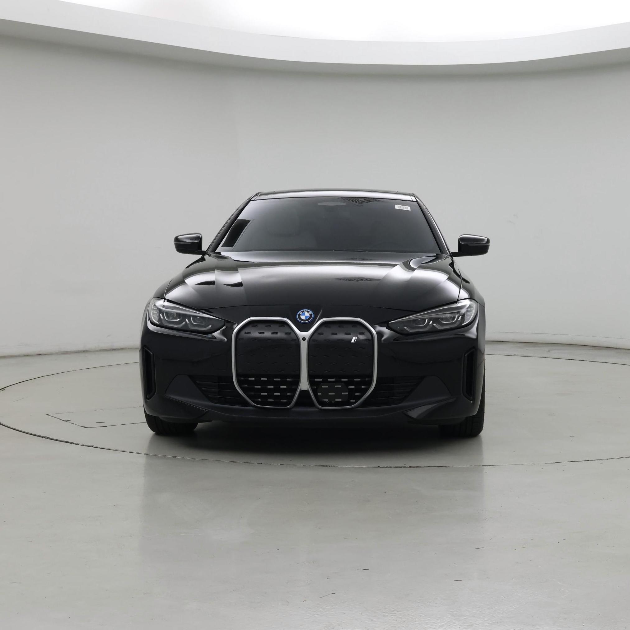 Thumbnail: 2023 BMW i4 - 5