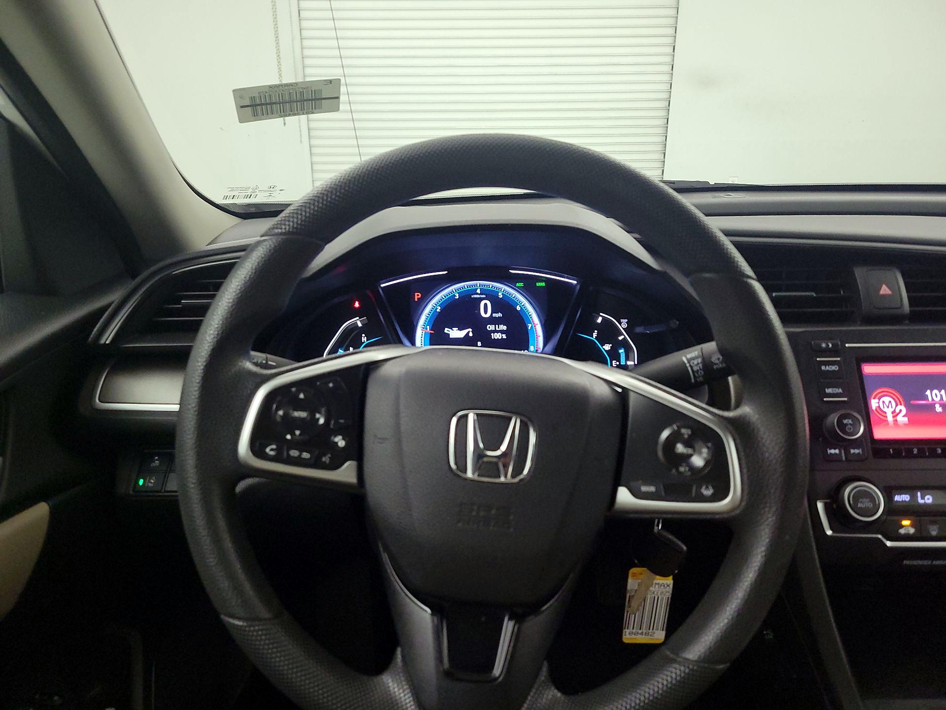 Thumbnail: 2019 Honda Civic - 10