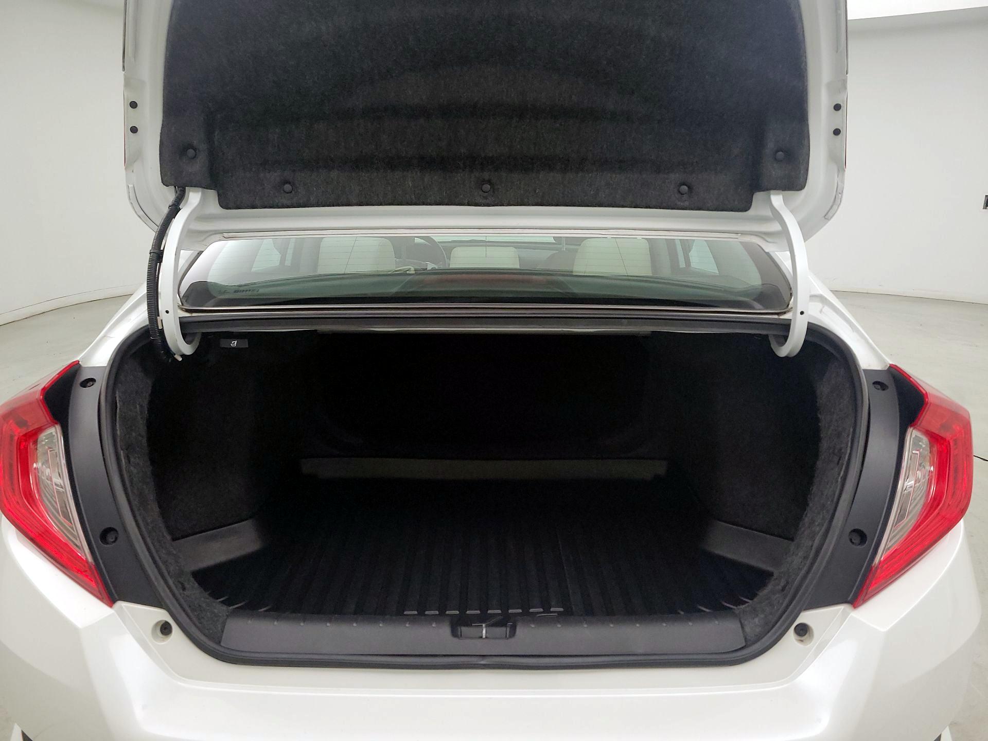 Thumbnail: 2019 Honda Civic - 19